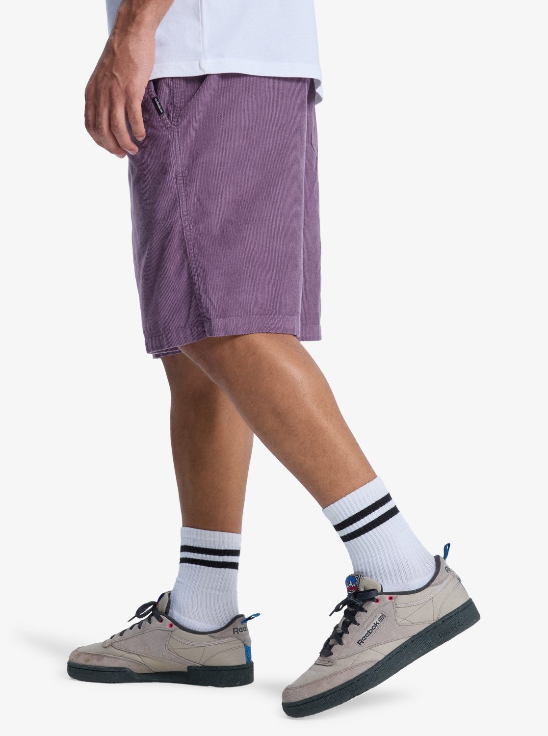 Rock, Schuh, Kurze Hose, Turnschuh, Person