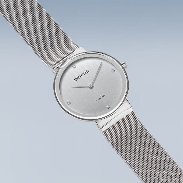 Bering 10135-000 Damenuhr, Milanaise, Silber