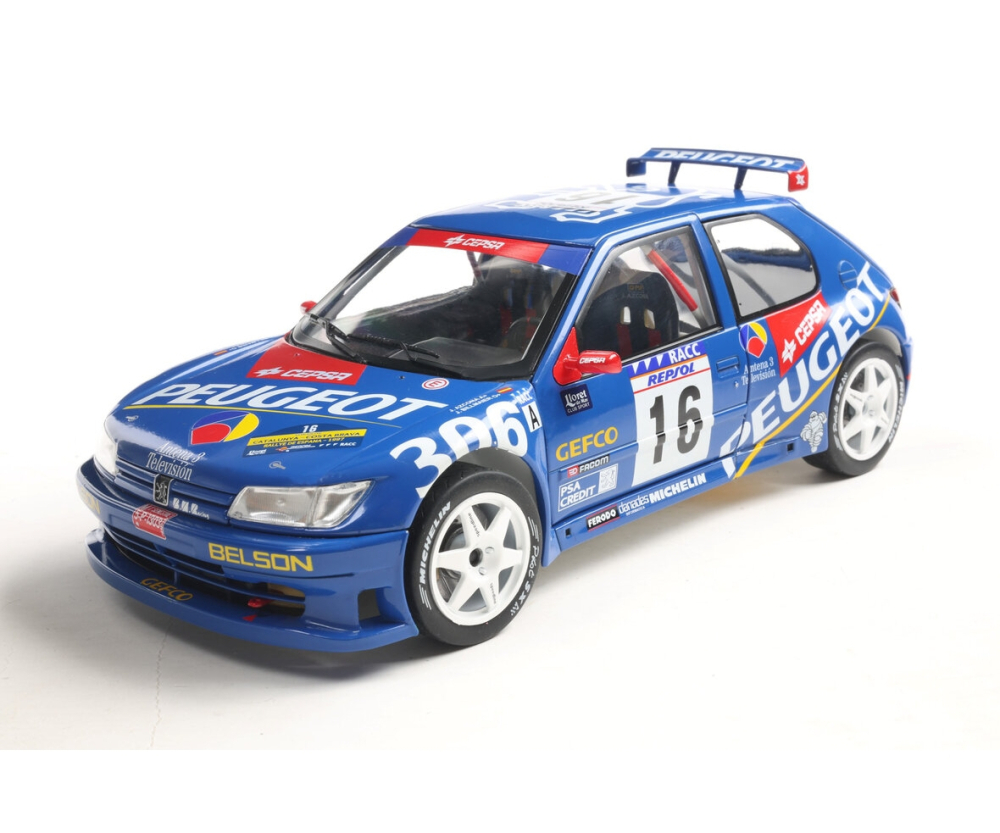 Solido 1:18 Peugeot 306 Maxi #2 blau