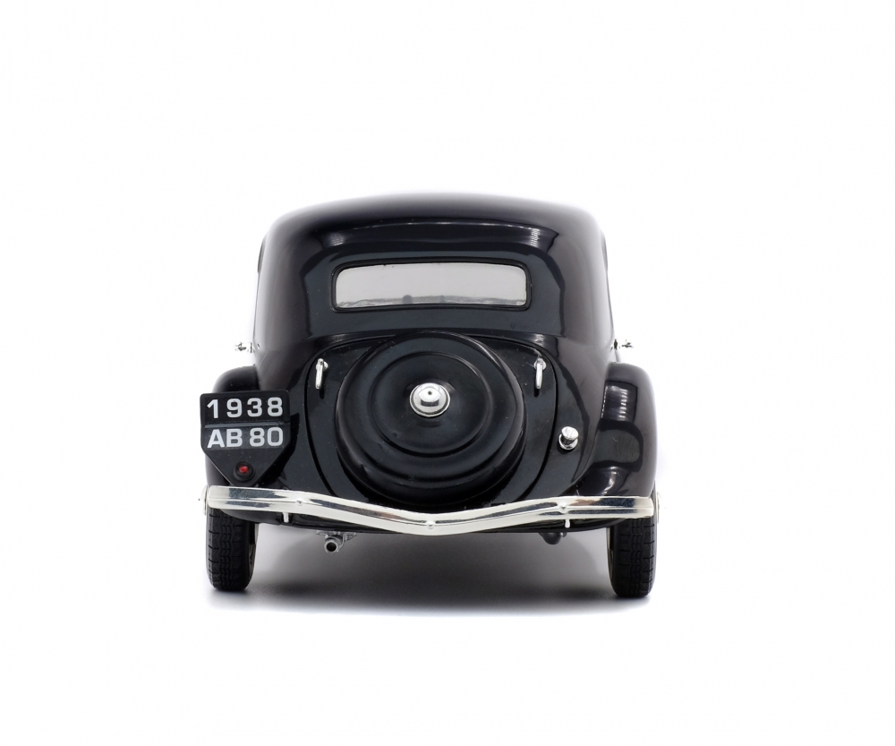 Solido 1:18 Citroen Traction (1937)