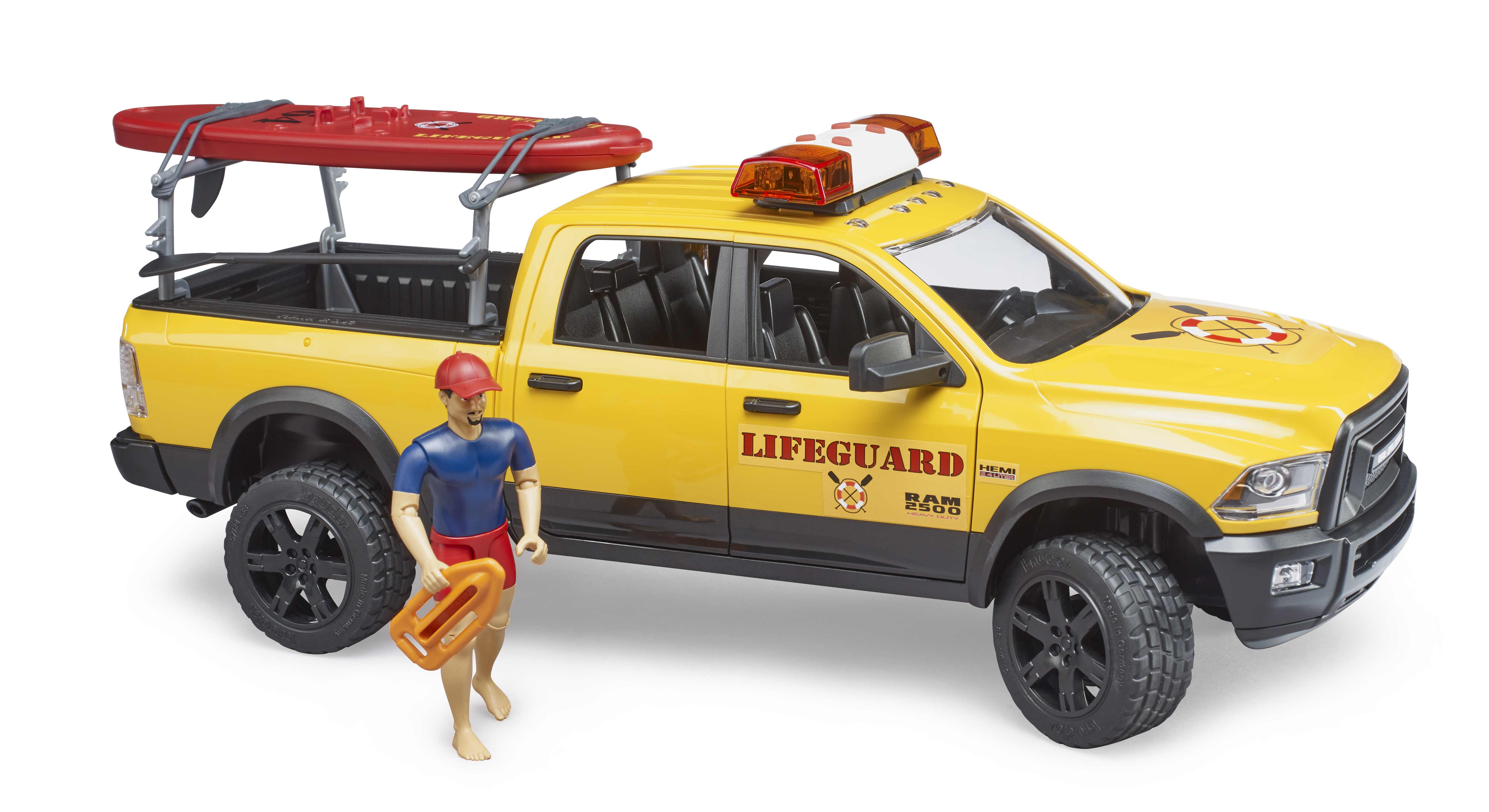 BRUDER 02506 - RAM 2500 Power Wagon Life Guard mit Figur, Stand Up Paddle und Light & Sound Modul - Bild 2