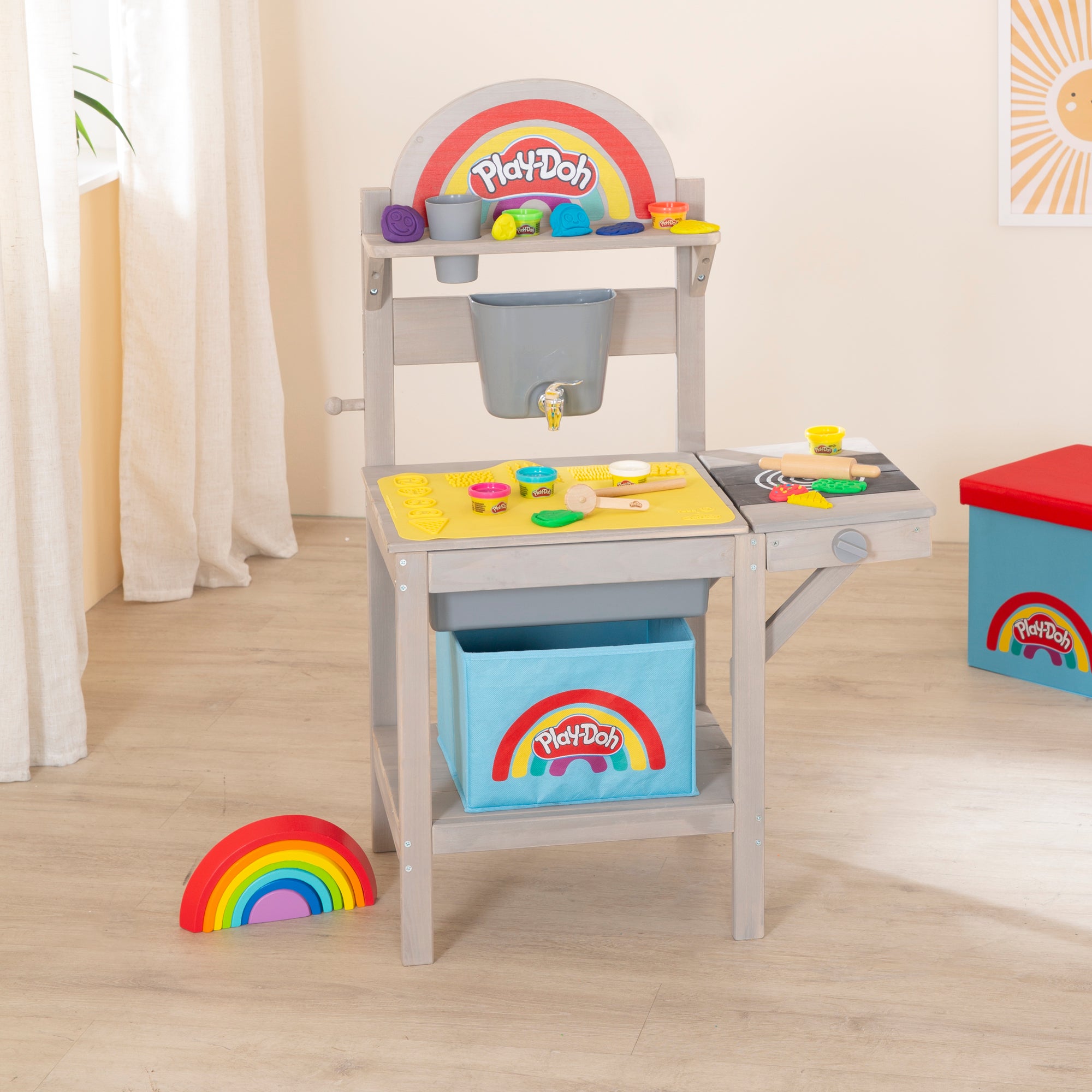 Roba 457047PD1ZU Matschküche roba x Play-Doh grau – Outdoor FSC - Bild 2 Roba 457047PD1ZU Matschküche roba x Play-Doh grau – Outdoor FSC - Produktbild 2