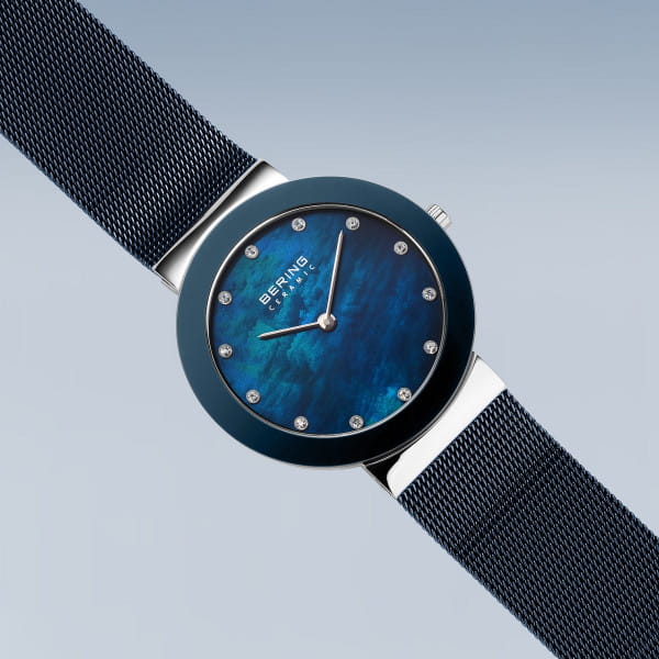 Bering 11435-387 Damenuhr, Milanaise/Keramik, Blau