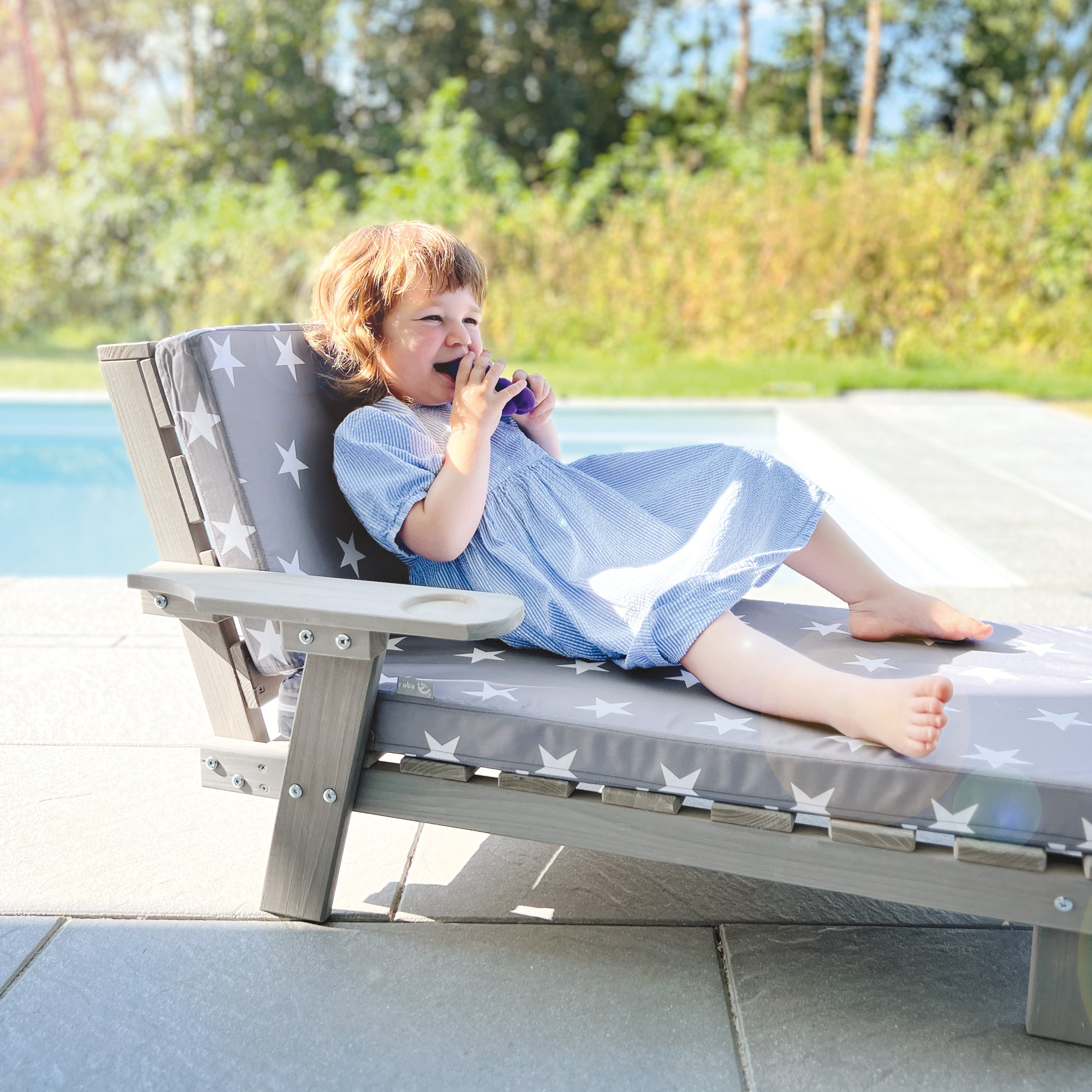 Roba 457008GAV190 Outdoorliege Little Stars grau – Outdoor FSC - Bild 2 Roba 457008GAV190 Outdoorliege Little Stars grau – Outdoor FSC - Produktbild 2