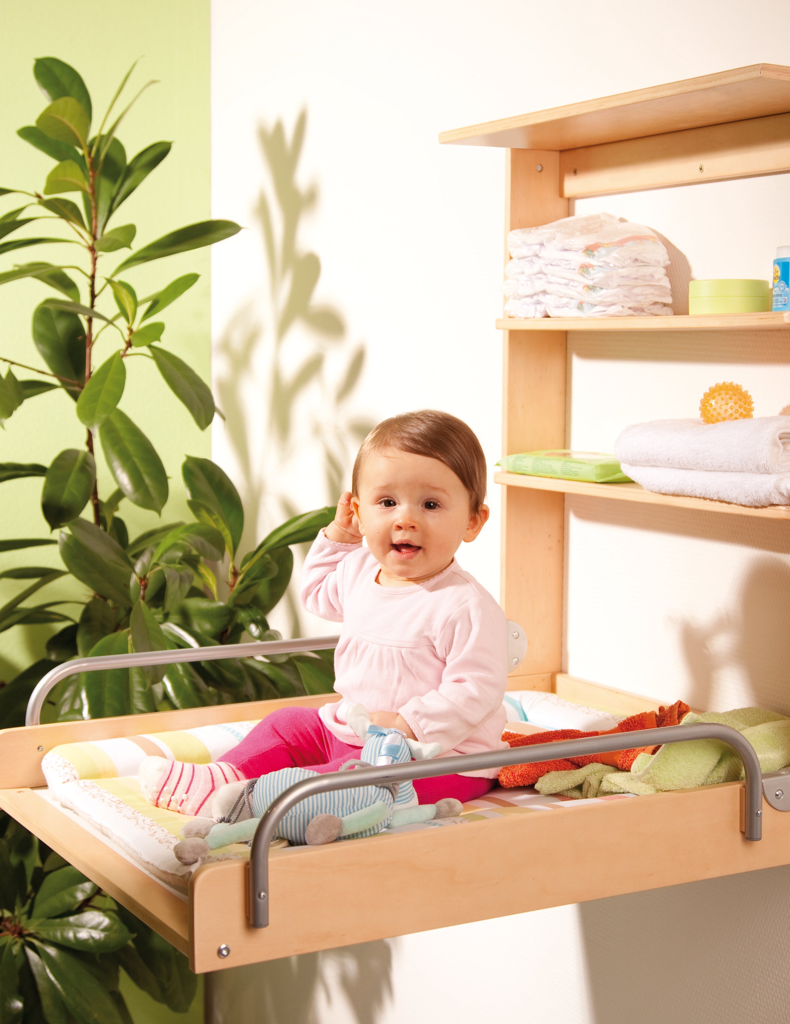Roba 26015V97 Wandwickelregal Dschungelbaby natur lackiert – Wickeln & Baden - Bild 6 Roba 26015V97 Wandwickelregal Dschungelbaby natur lackiert – Wickeln & Baden - Produktbild 6