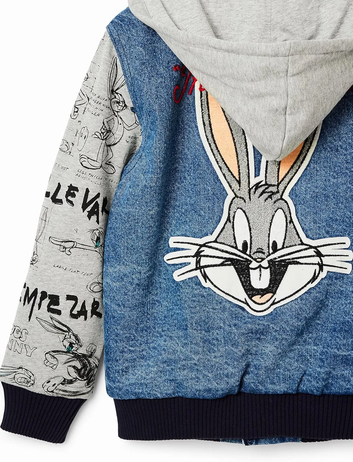 Desigual Jungen Jacke - Jeansjacke mit Bugs-Bunny-Motiv 23SBED015008 Desigual Jungen Jacke - Jeansjacke mit Bugs-Bunny-Motiv 23SBED015008
