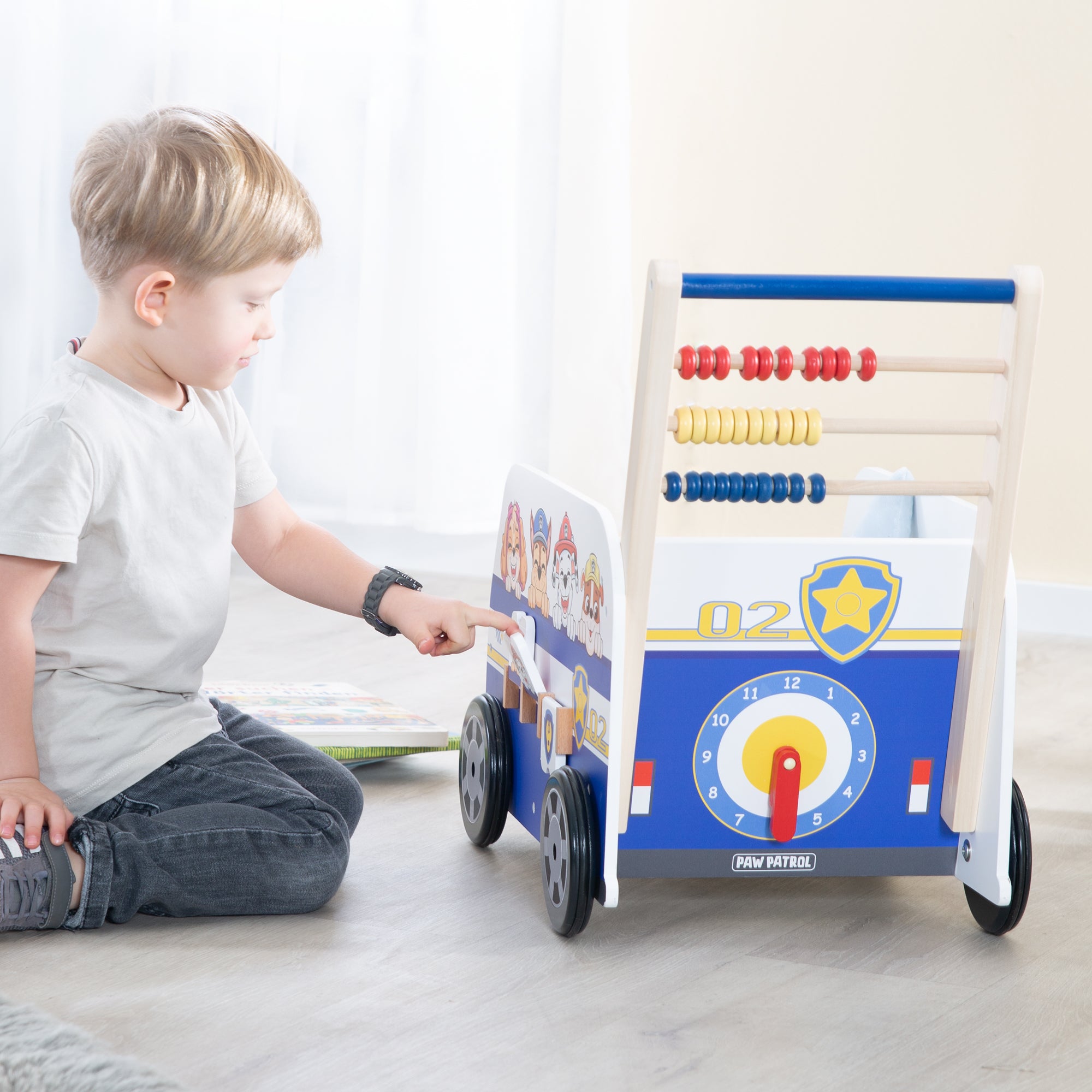 Roba 460157PW1 Bully-Schiebebus Paw Patrol weiß – Puppenmöbel & Häuser - Bild 2 Roba 460157PW1 Bully-Schiebebus Paw Patrol weiß – Puppenmöbel & Häuser - Produktbild 2