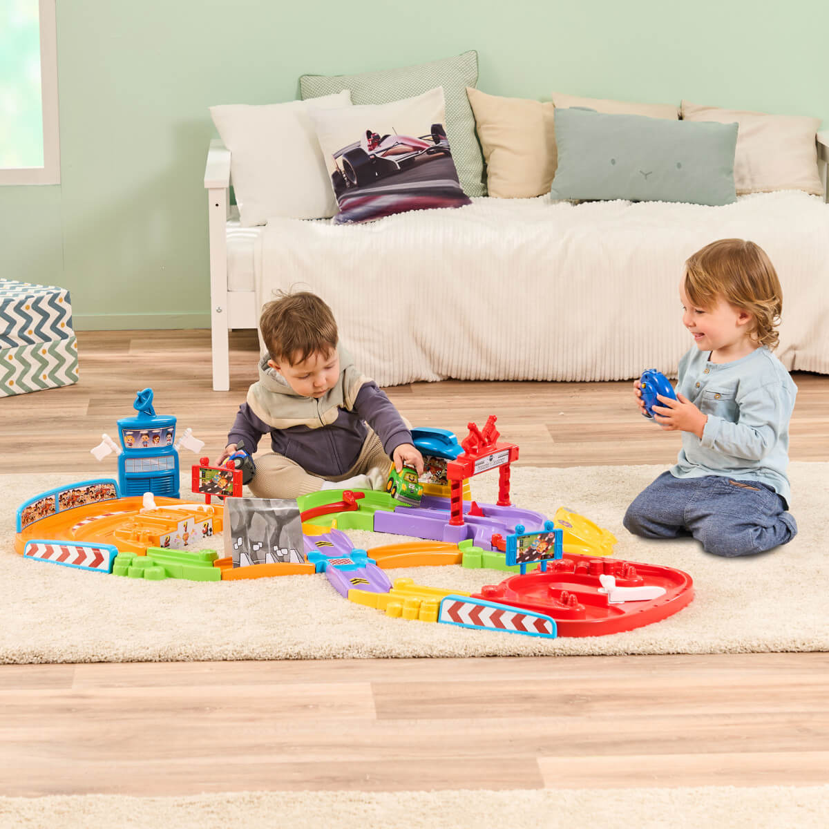 VTech Tut Tut Baby Flitzer - RC Autorennbahn VTech Tut Tut Baby Flitzer - RC Autorennbahn