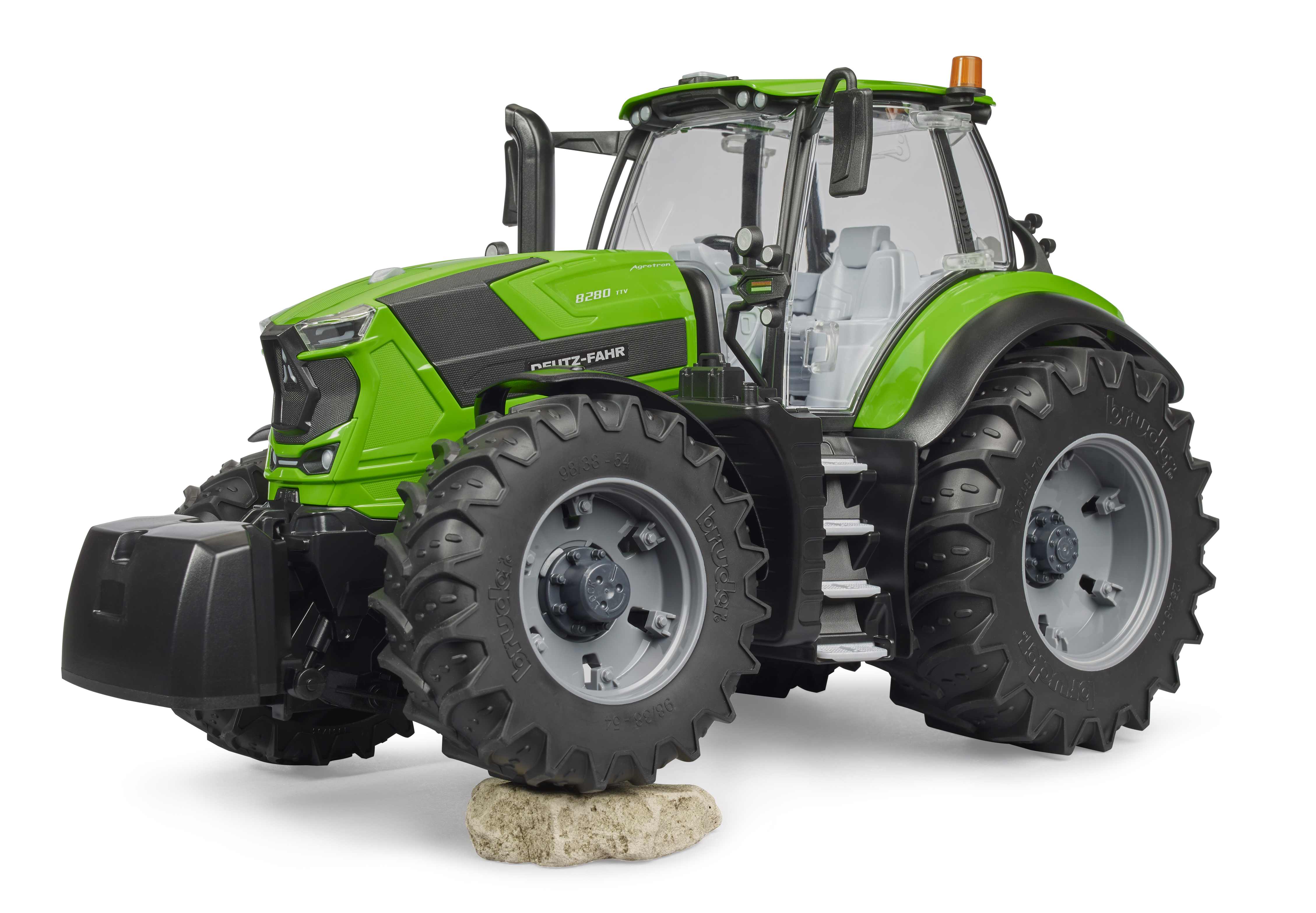 BRUDER 03160 - DEUTZ-FAHR 8280 TTV - Bild 6 BRUDER 03160 - DEUTZ-FAHR 8280 TTV - Bild 6