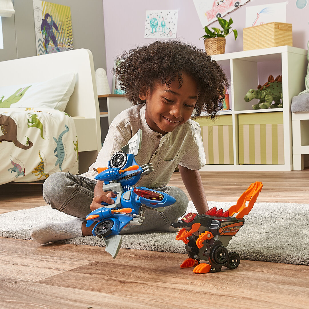 VTech Switch & Go Dinos 2-in-1 Spinosaurus & Pterodaktylus, ab 3 Jahren VTech Switch & Go Dinos 2-in-1 Spinosaurus & Pterodaktylus Kunststoff-Spielzeug ca. 35cm, Dino- und Fahrzeugmodus mit LED-Soundeffekten, Feuer-Launcher, Lautstärkeregler, kindersicher ab 3 J., Bekleidung, Strumpfwaren, Socke, Person