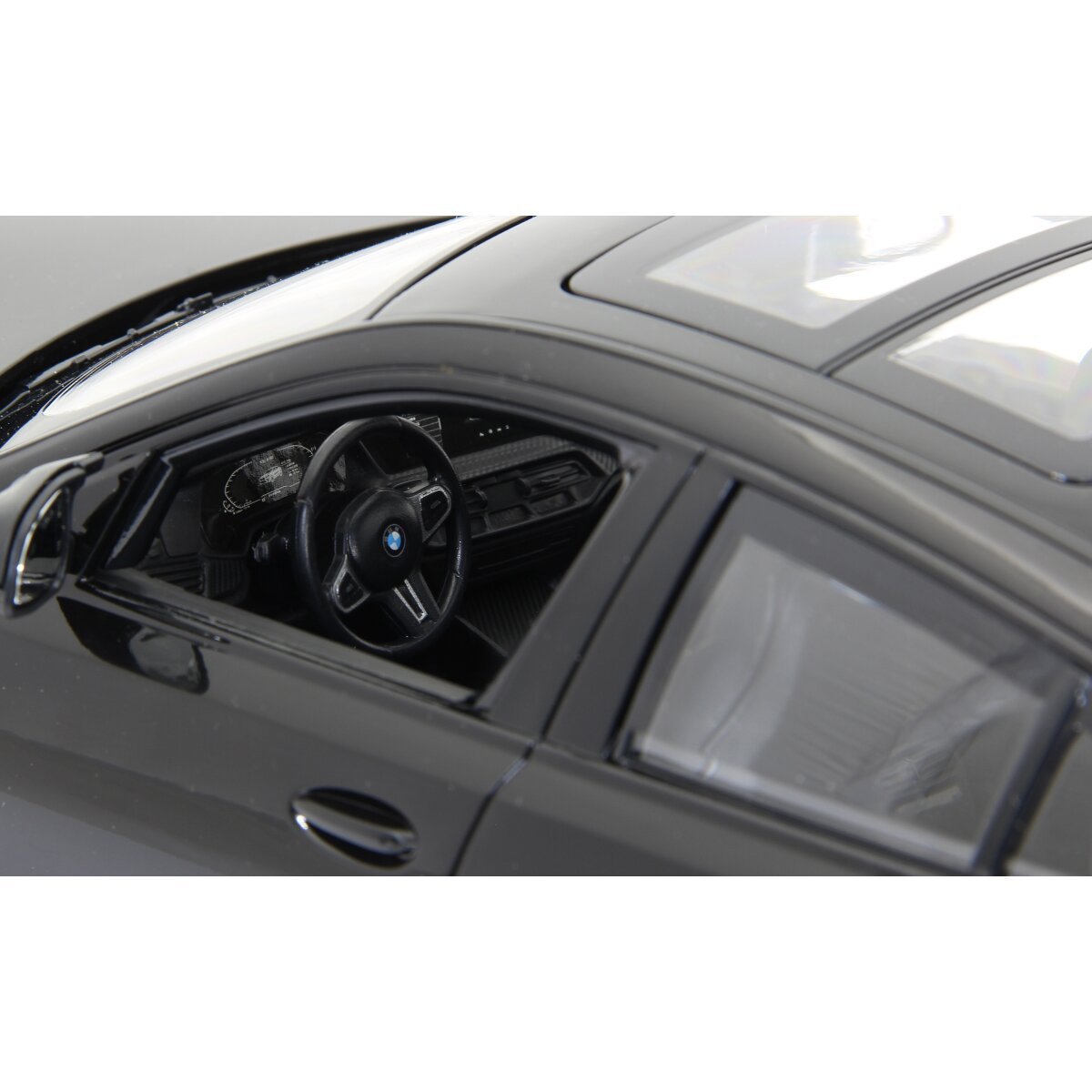 JAMARA BMW X6 M 1:14 schwarz 2,4GHz ab 6 Jahren