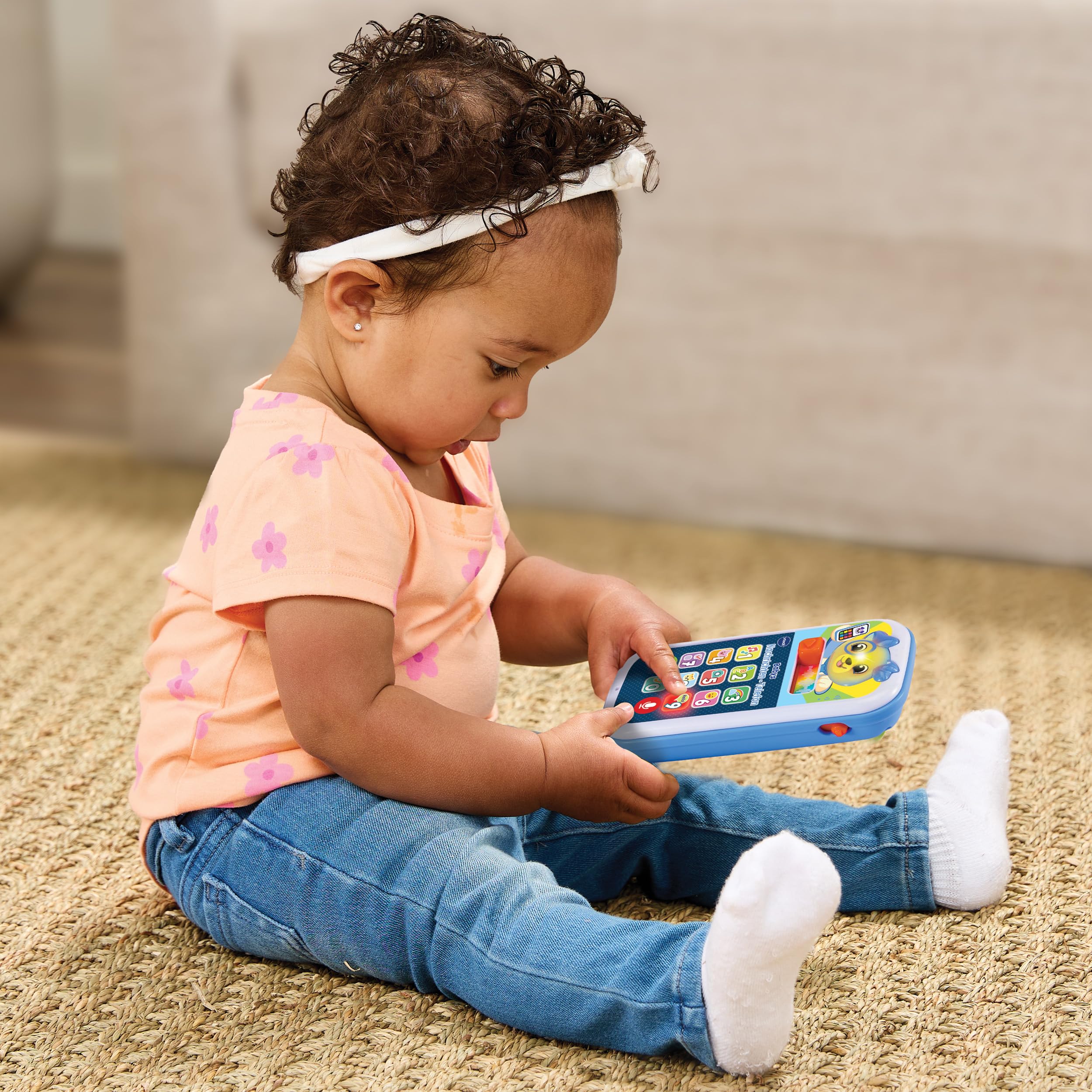 VTech Baby's Nachrichten-Telefon 80620964 Person, Sitzen, Lesen, Socke, Gesicht