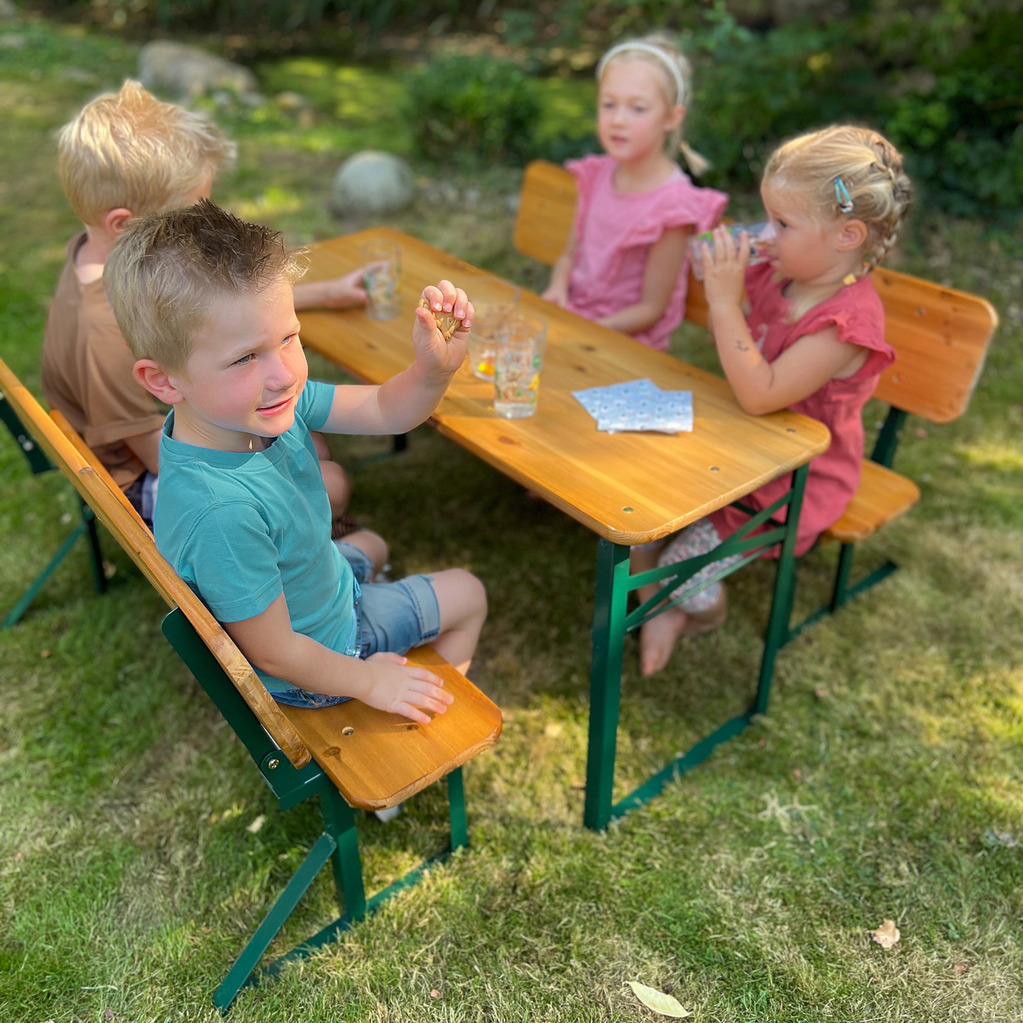 Roba 457009NA Kinderparty-Garnitur mit Lehne natur lackiert – Outdoor FSC - Bild 4 Roba 457009NA Kinderparty-Garnitur mit Lehne natur lackiert – Outdoor FSC - Produktbild 4