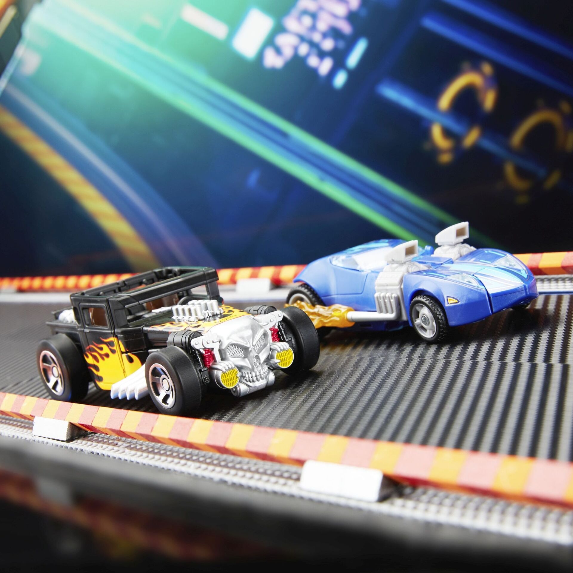 Transformers Collaborative Hot Wheels X Transformers Bone Shakerä - Hasbro - HASBRO G11815X0 Produktfoto - Hasbro - Transformers Collaborative Hot Wheels X Transformers Bone Shakerä - Modell HASBRO G11815X0