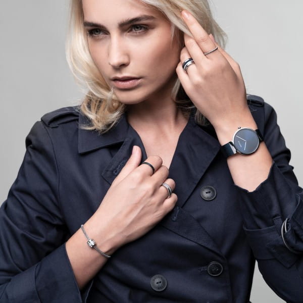 Bering 14539-307 Unisex Uhr, Milanaise, Blau/Silber Bering 14539-307 Unisex Uhr, Milanaise, Blau/Silber