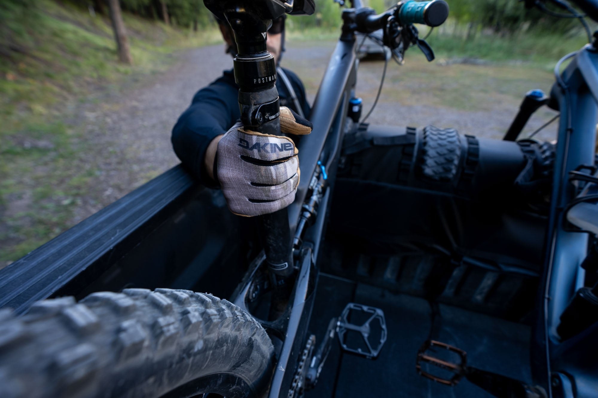 Dakine D10004028/M Handschuhe Vectra 2.0 Bike Glove - Black - M - Bild 12