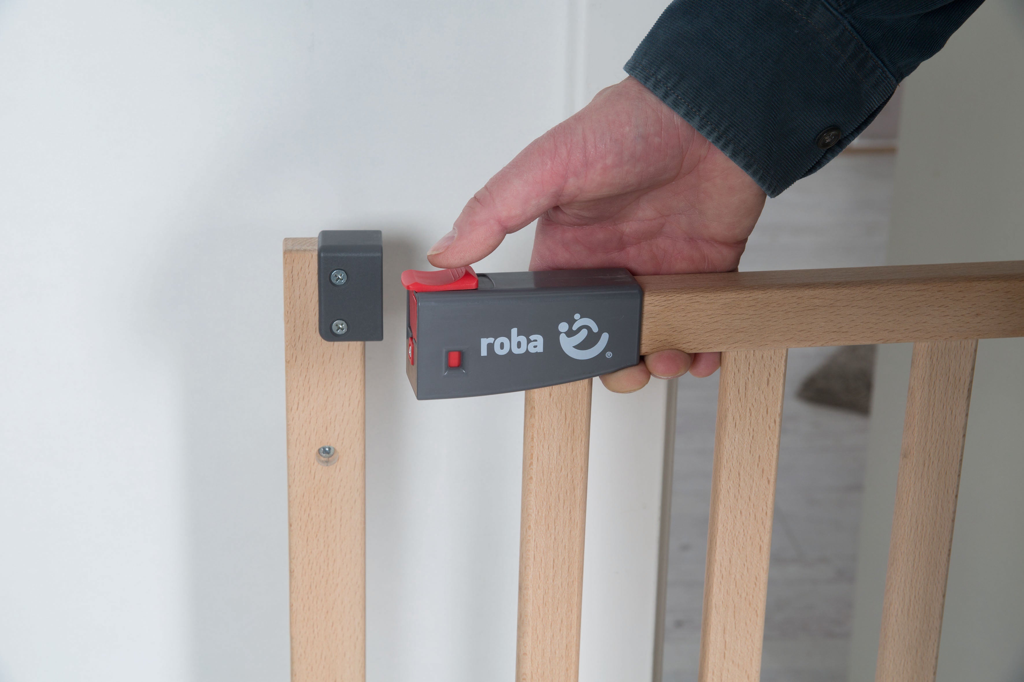 Roba 215022NL Türschutzgitter natur lackiert - Bild 5 Roba 215022NL Türschutzgitter natur lackiert - Produktbild 5