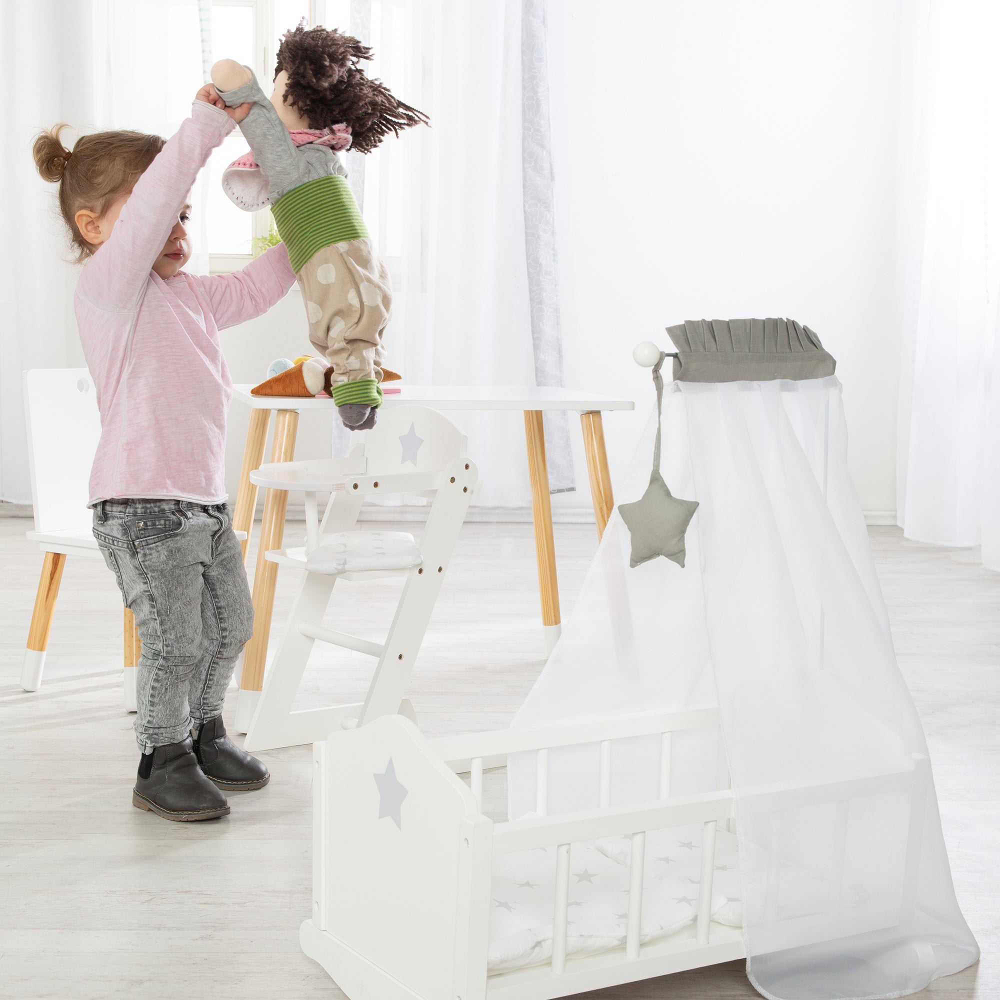 Roba 98535 Puppenwiege Stella weiß – Puppenmöbel & Häuser - Bild 7 Roba 98535 Puppenwiege Stella weiß – Puppenmöbel & Häuser - Produktbild 7