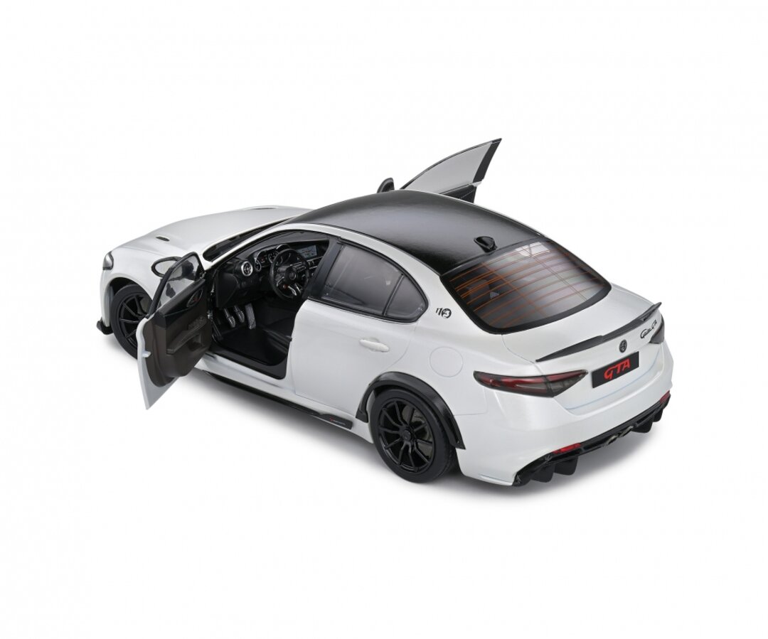 Solido Alfa Romeo Blanco Trofeo 01:18 421182410