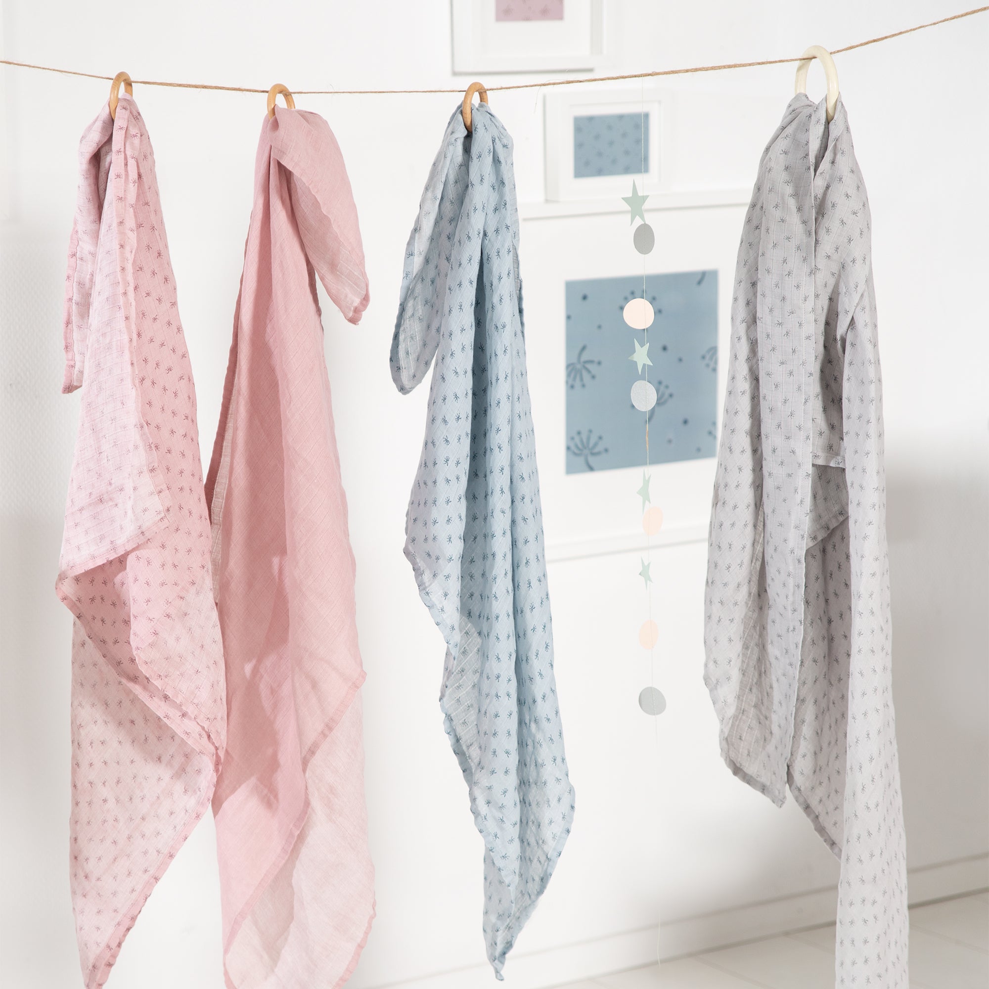 Roba 306130G228 2er Puck-/ Stilltuch Lil Planet türkis hell blau – Krabbeldecken - Produktbild 2