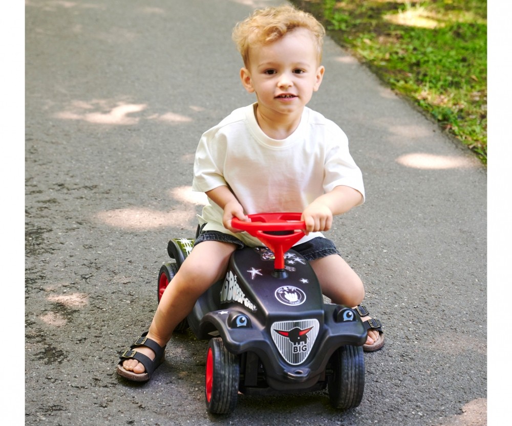 BIG Bobby Car Classic Little Rocker 800056144 Photographie, Portrait, Straße, Gras, Sitzend