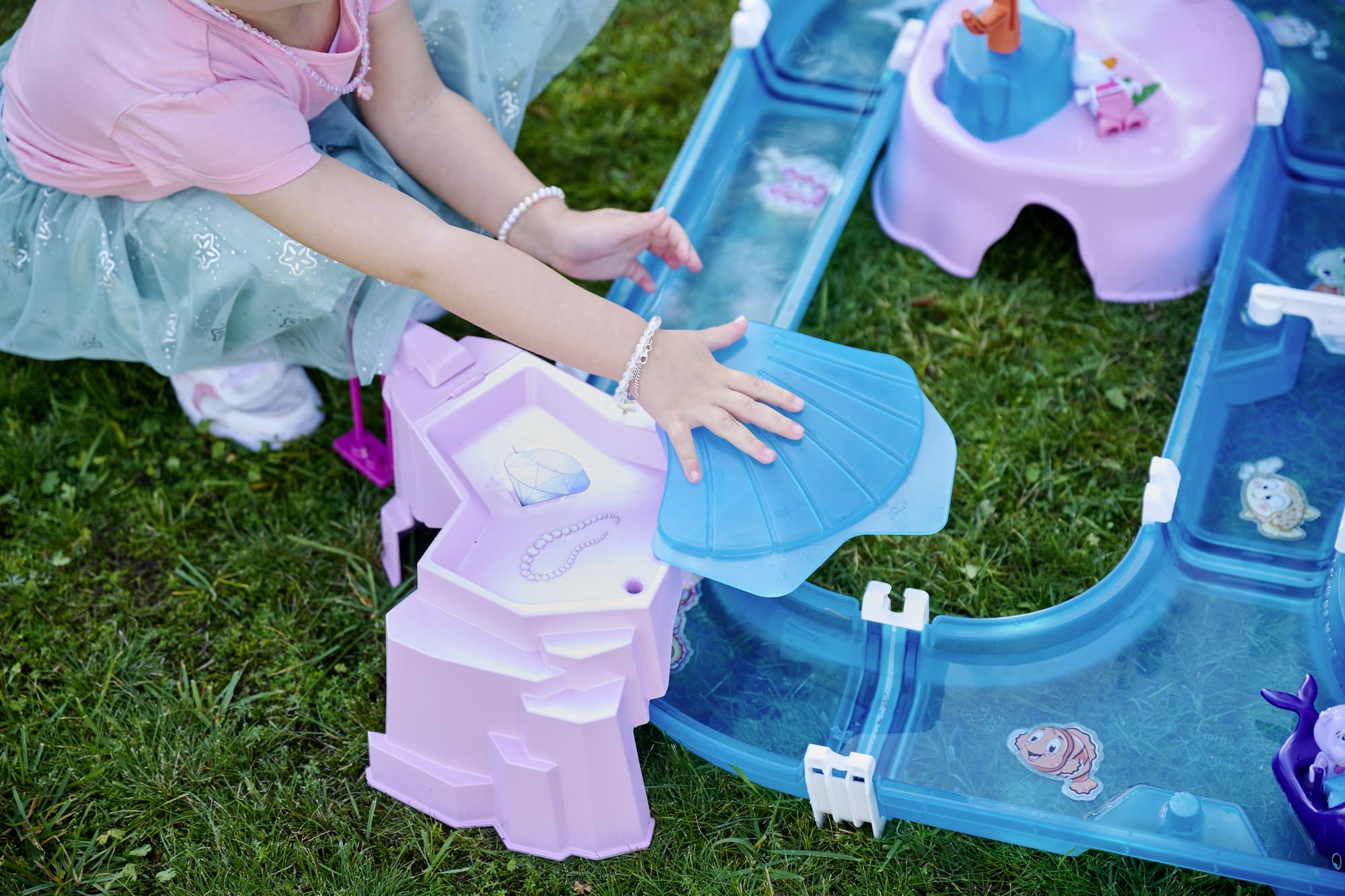 Gras, Rasen, Spielbereich, Draußen, Drinnen