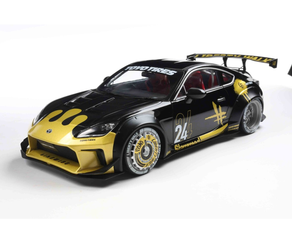 Solido 1:18 Toyota GR86 LBWK BODY KIT schw./gld