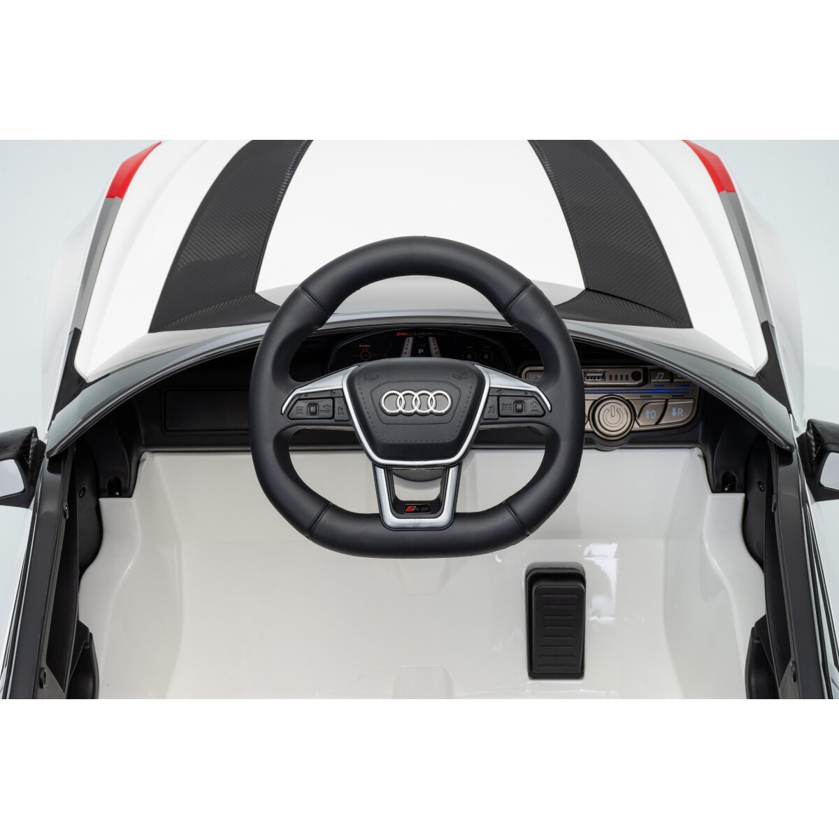 JAMARA Ride-on Audi RS 6 Avant GT weiß 2,4GHz Li-Power 12.6 ab 3 Jahren JAMARA Ride-on Audi RS 6 Avant GT weiß 2,4GHz Li-Power 12.6 ab 3 Jahren