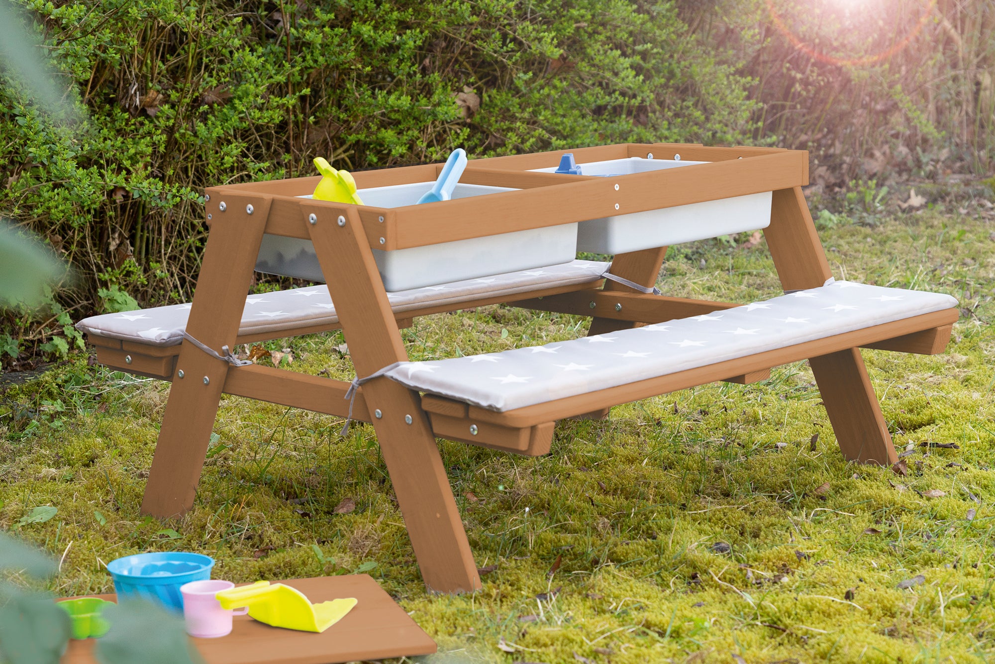 Roba 456002TEV190 Kindersitzgarnitur & Matschtisch teakholz farben – Outdoor + - Bild 5 Roba 456002TEV190 Kindersitzgarnitur & Matschtisch teakholz farben – Outdoor + - Produktbild 5