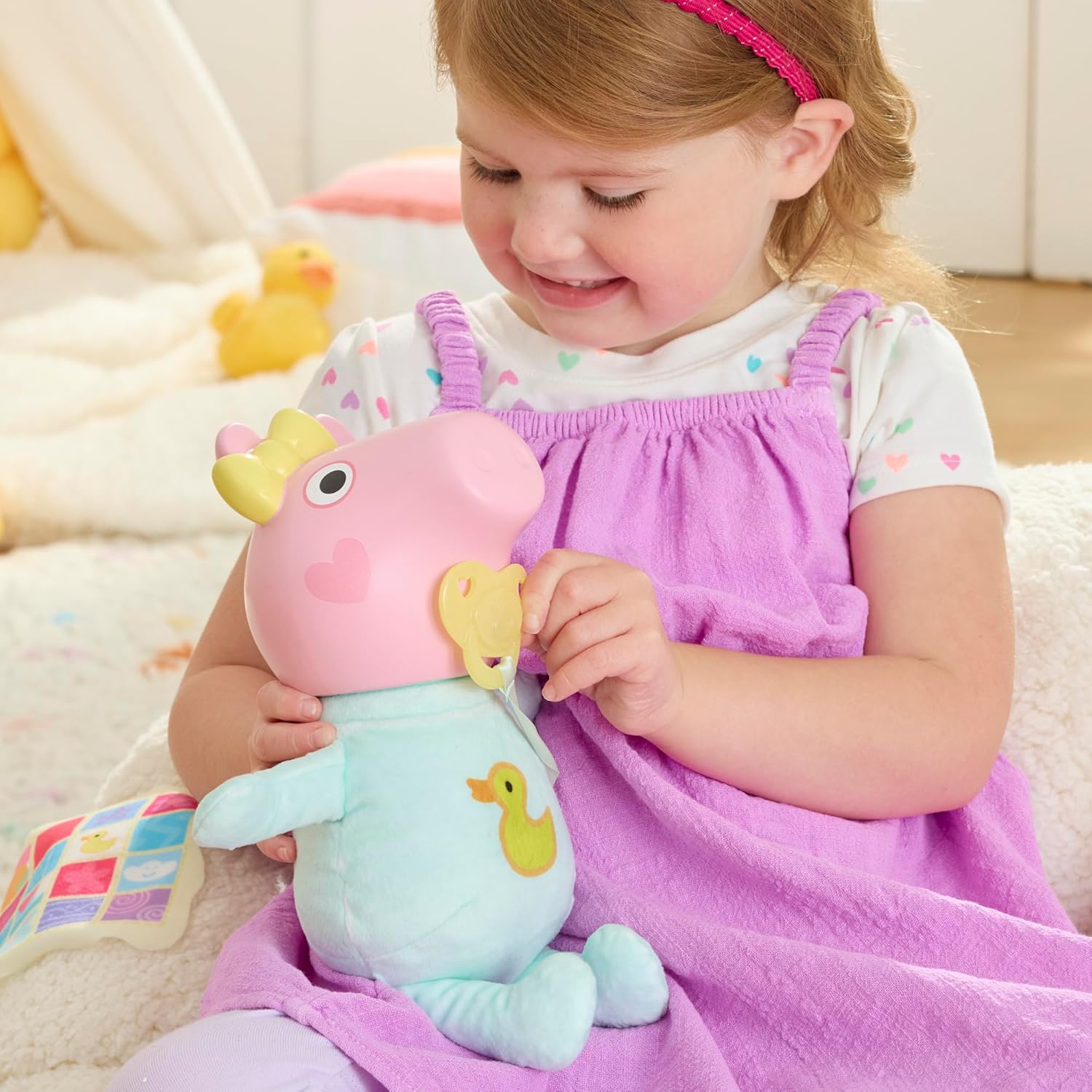 Peppa Pig Oinks And Snuggles Feature Item Gesicht, Kopf, Person, Photographie, Portrait