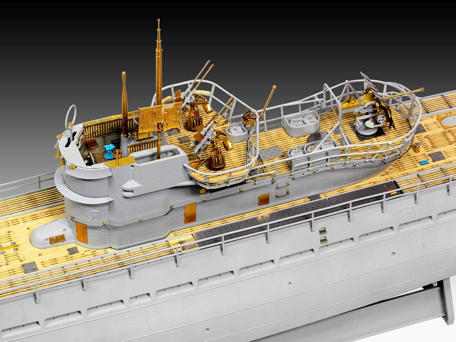 Revell 05180 German Submarine Type IX C (U505) "Platinum Edition" Modellbausatz 1:72