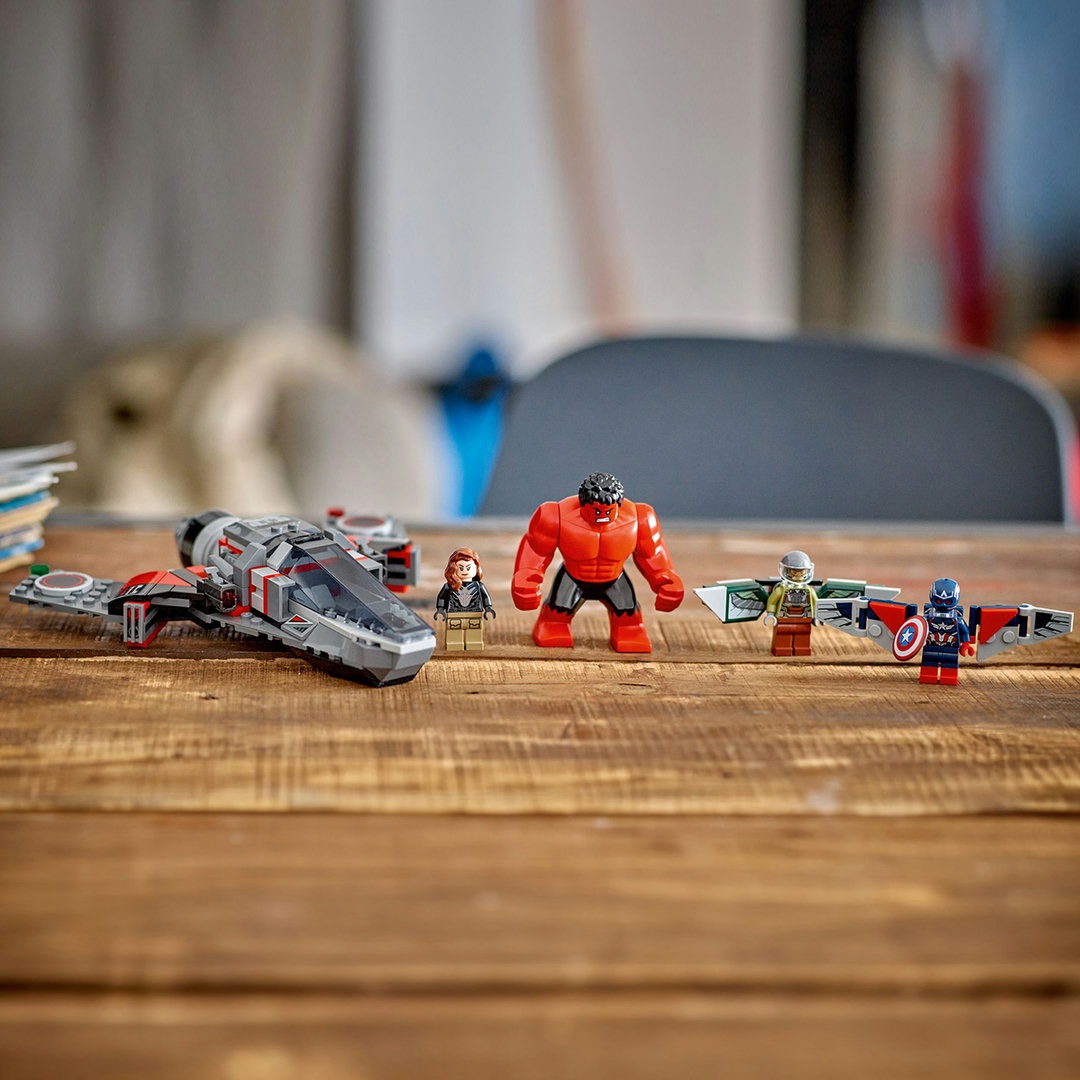 LEGO® MARVEL Super Heroes™ 76292 Showdown zwischen Captain America und Red Hulk