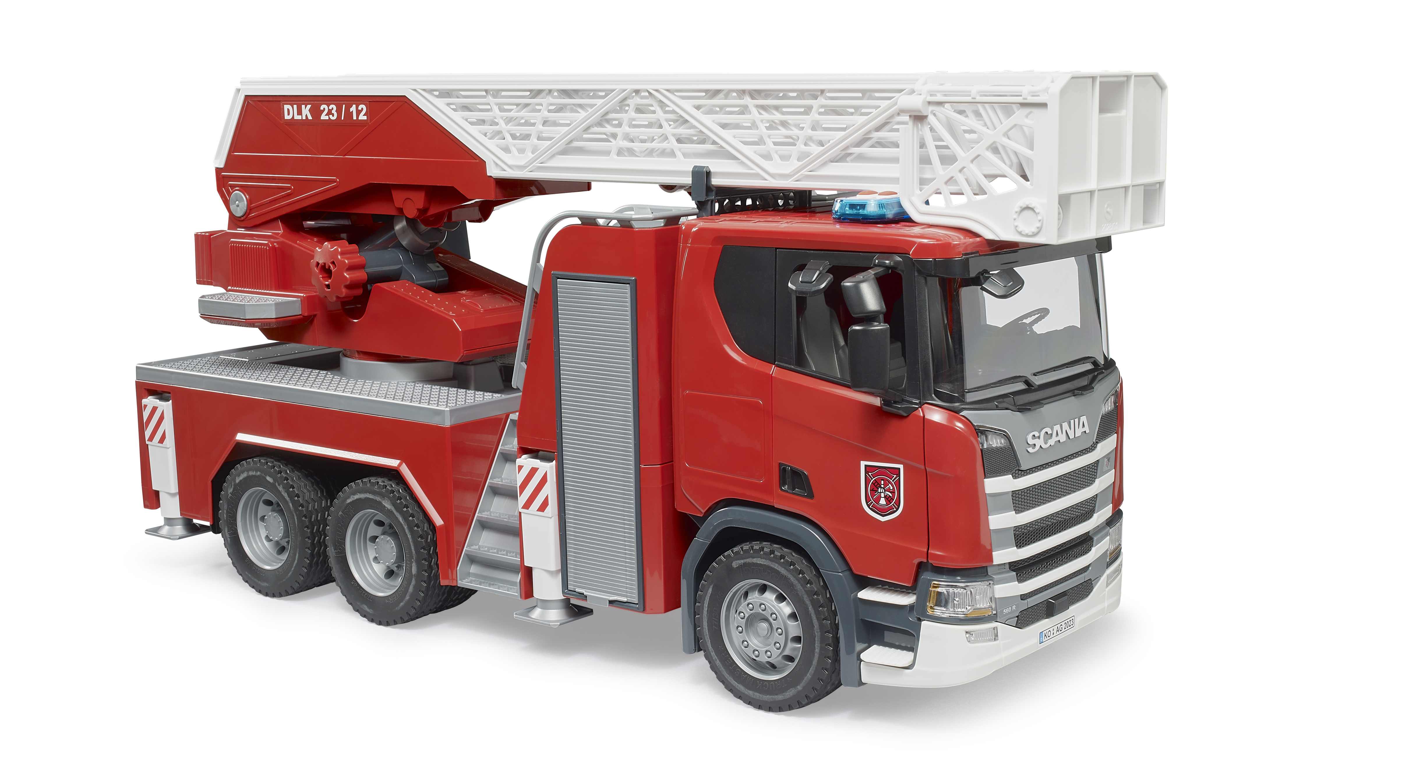BRUDER 03591 - Scania Super 560R Feuerwehr mit Drehleiter, Wasserpumpe und Light & Sound Modul BRUDER 03591 - Scania Super 560R Feuerwehr mit Drehleiter, Wasserpumpe und Light & Sound Modul