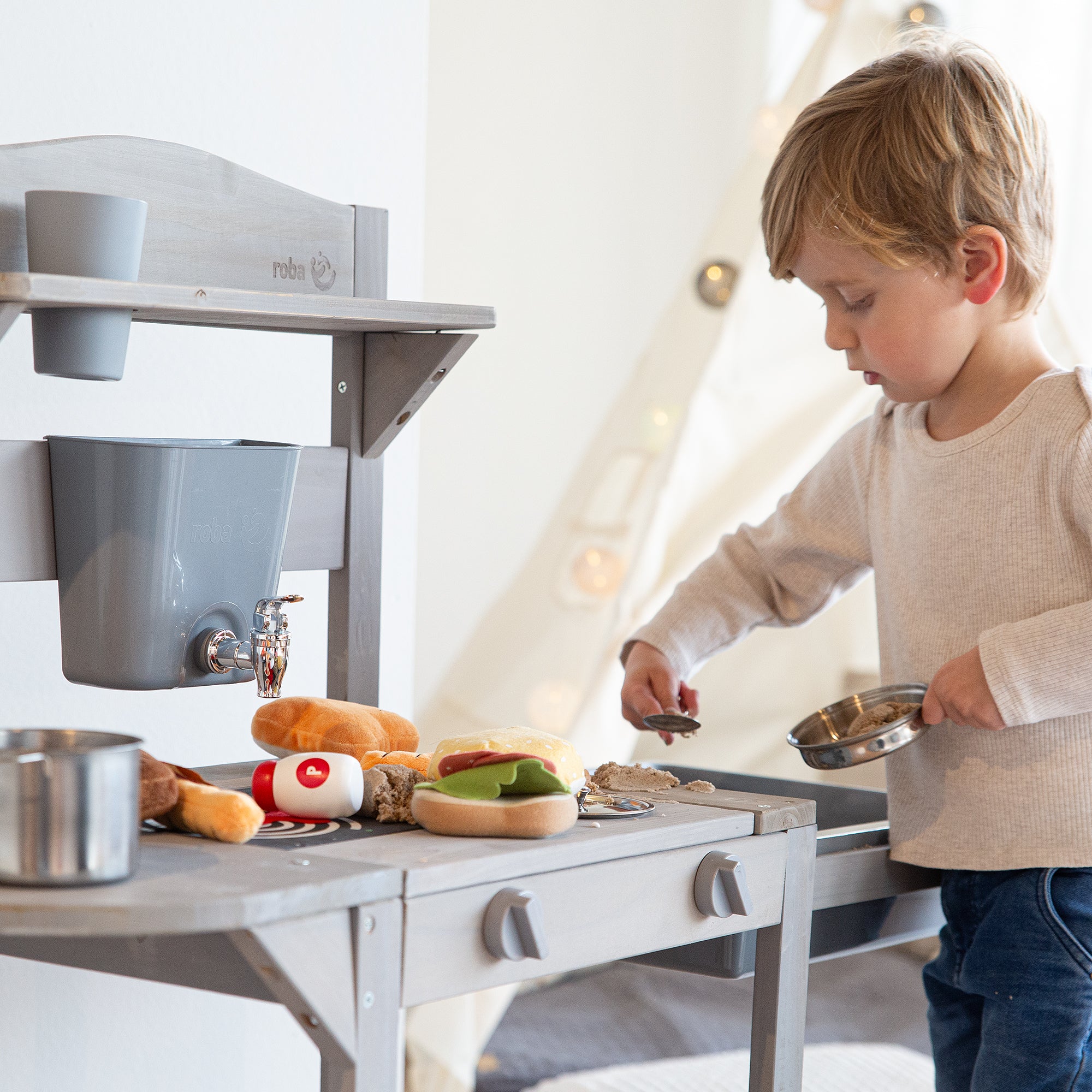 Roba 457005GA Mobile Spiel- Matschküche BBQ grau – Outdoor FSC - Bild 9 Roba 457005GA Mobile Spiel- Matschküche BBQ grau – Outdoor FSC - Produktbild 9