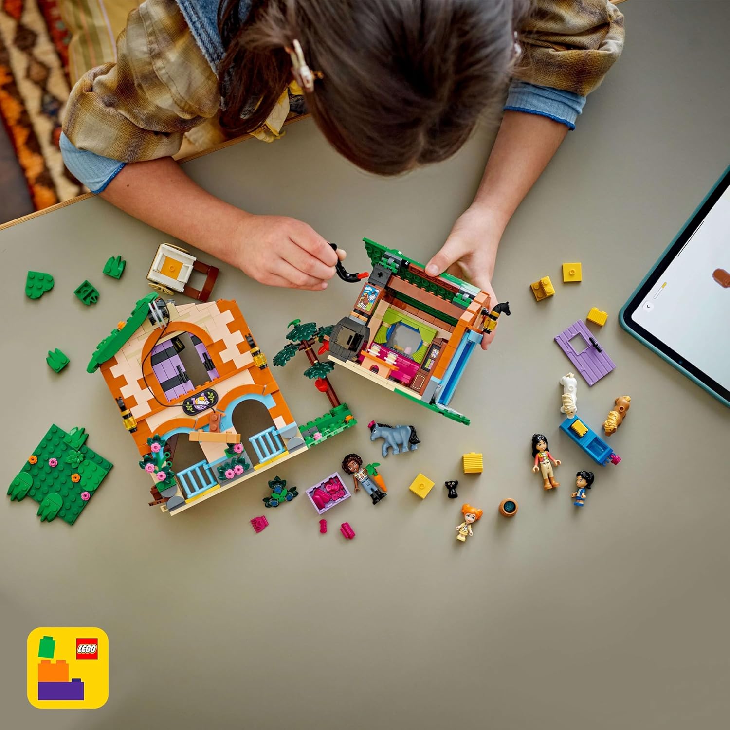 LEGO® Friends 42654 Ponyhof & Stall Spielzeug, Person, Lego-Set