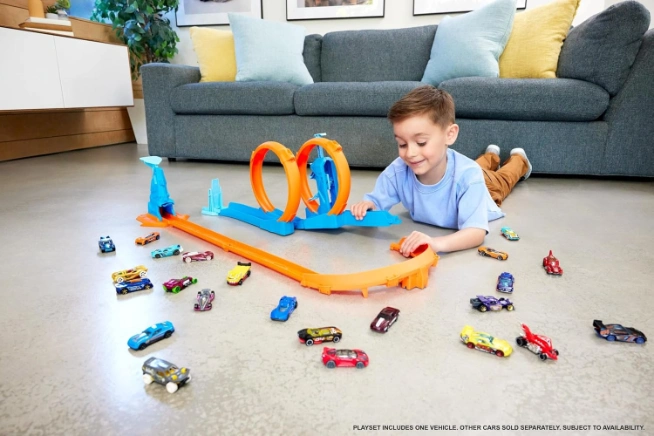 Hot Wheels Track Creator Dreifach-Looping-Pack und Spielzeugauto im Maßstab 1:64, Trackbauset Hot Wheels Track Creator Dreifach-Looping-Pack und Spielzeugauto im Maßstab 1:64, Trackbauset