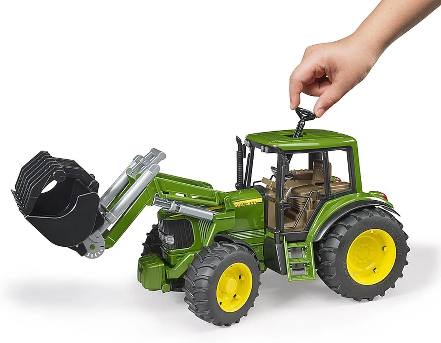 BRUDER 02052 - John Deere 6920 mit Frontlader BRUDER 02052 - John Deere 6920 mit Frontlader