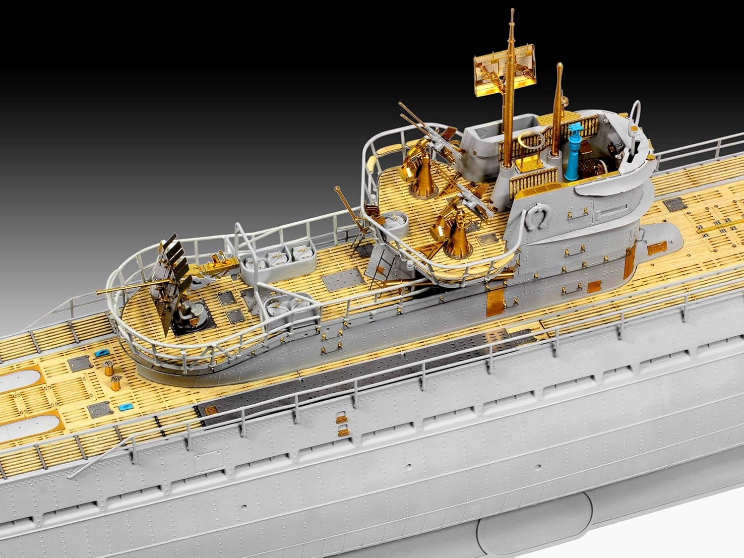 Revell 05180 German Submarine Type IX C (U505) "Platinum Edition" Modellbausatz 1:72
