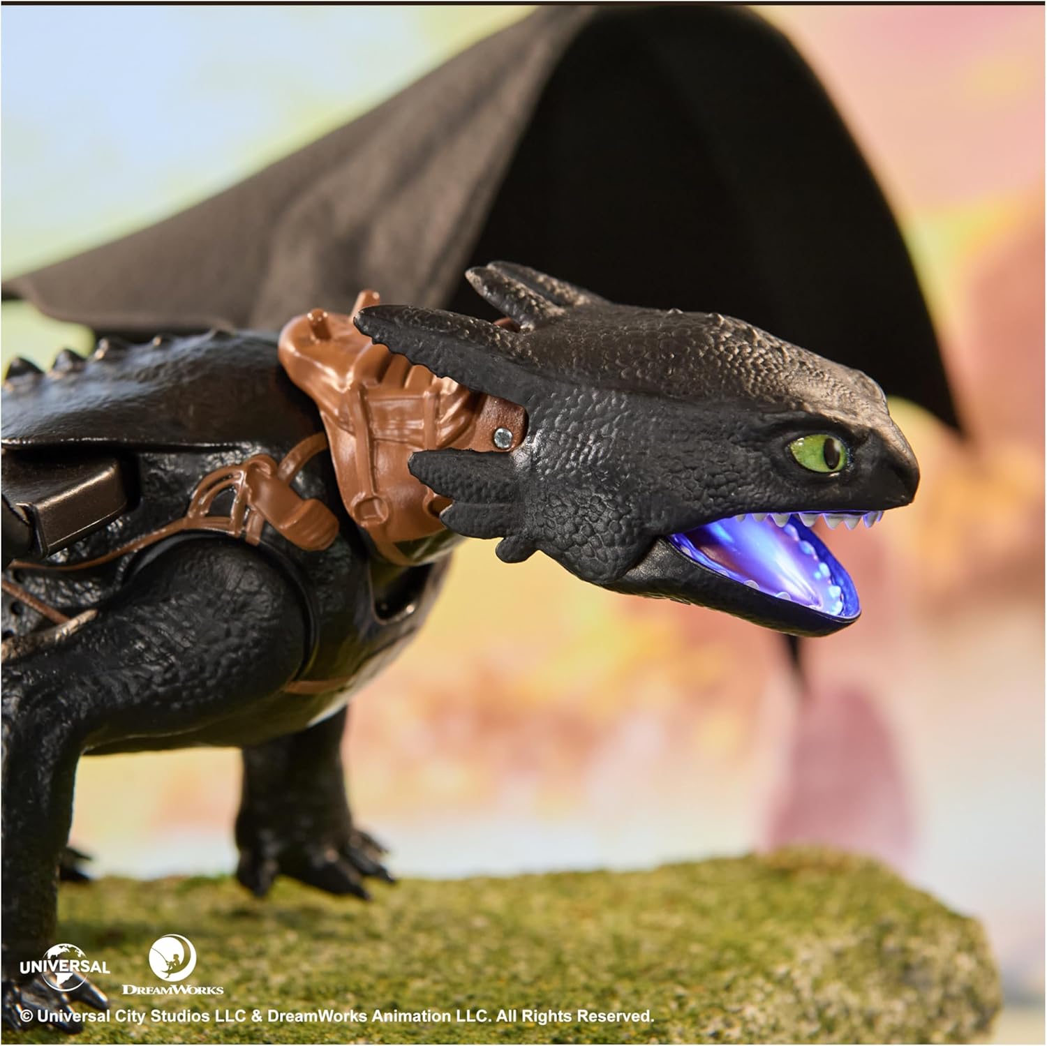 DreamWorks Plasma Blast Ohnezahn - 51cm lange Drachenfigur mit Licht & Sound 6072541 Bekleidung, Handschuh
