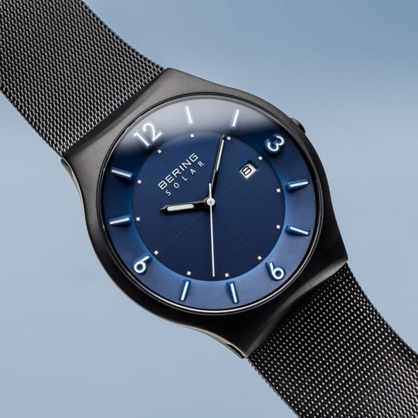 Bering 14440-227 Herrenuhr, Milanaise/Solar, Schwarz Bering 14440-227 Herrenuhr, Milanaise/Solar, Schwarz