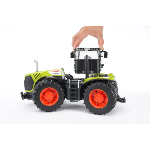 BRUDER 03015 - Claas Xerion 5000 BRUDER 03015 - Claas Xerion 5000