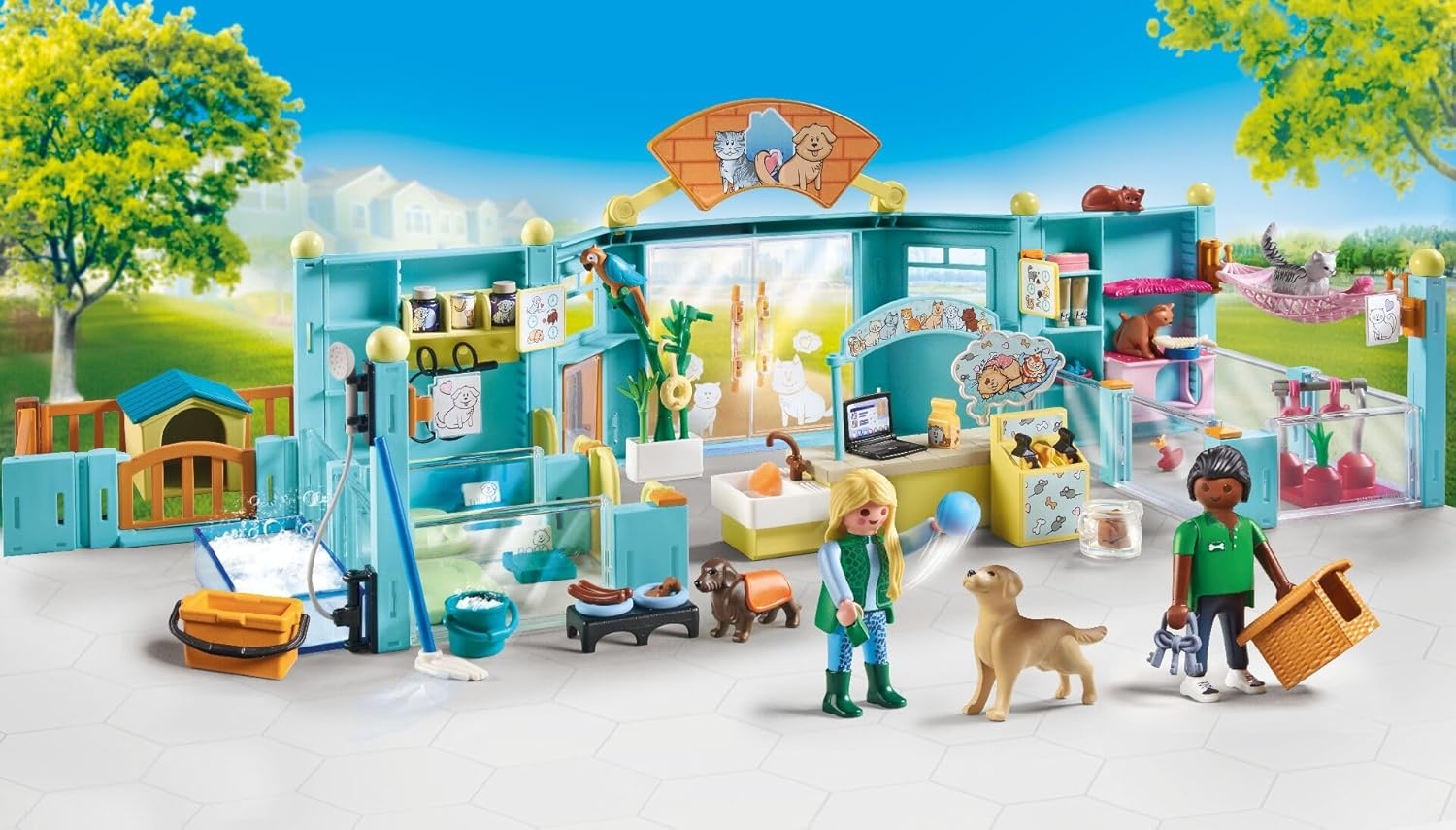 PLAYMOBIL 71742 My Life: Tierhotel mit Hunden, Katzen und Papagei Spielbereich, Person, Kind, Weiblich, Mädchen