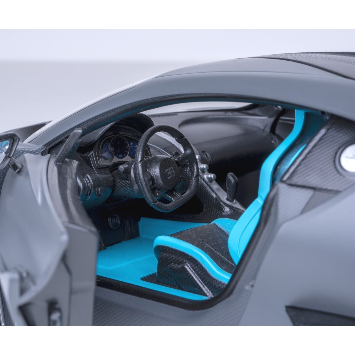 JAMARA Bugatti Divo 1:14 grau 2,4GHz Tür manuell ab 6 Jahren