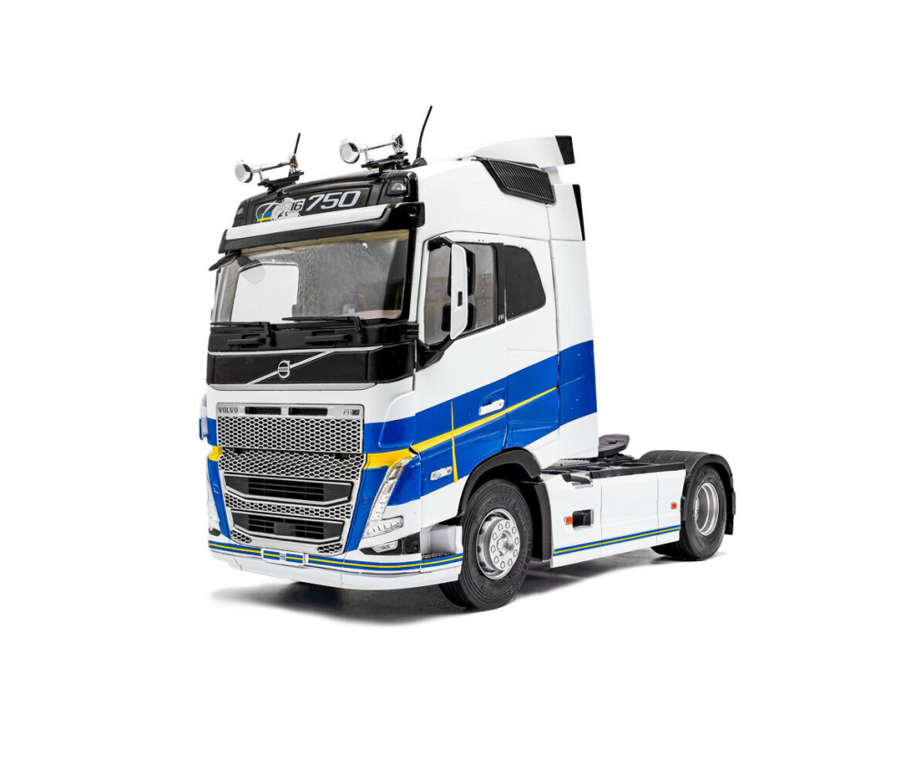 Solido 1:24 Volvo FH16 Globetrotter XL weiß