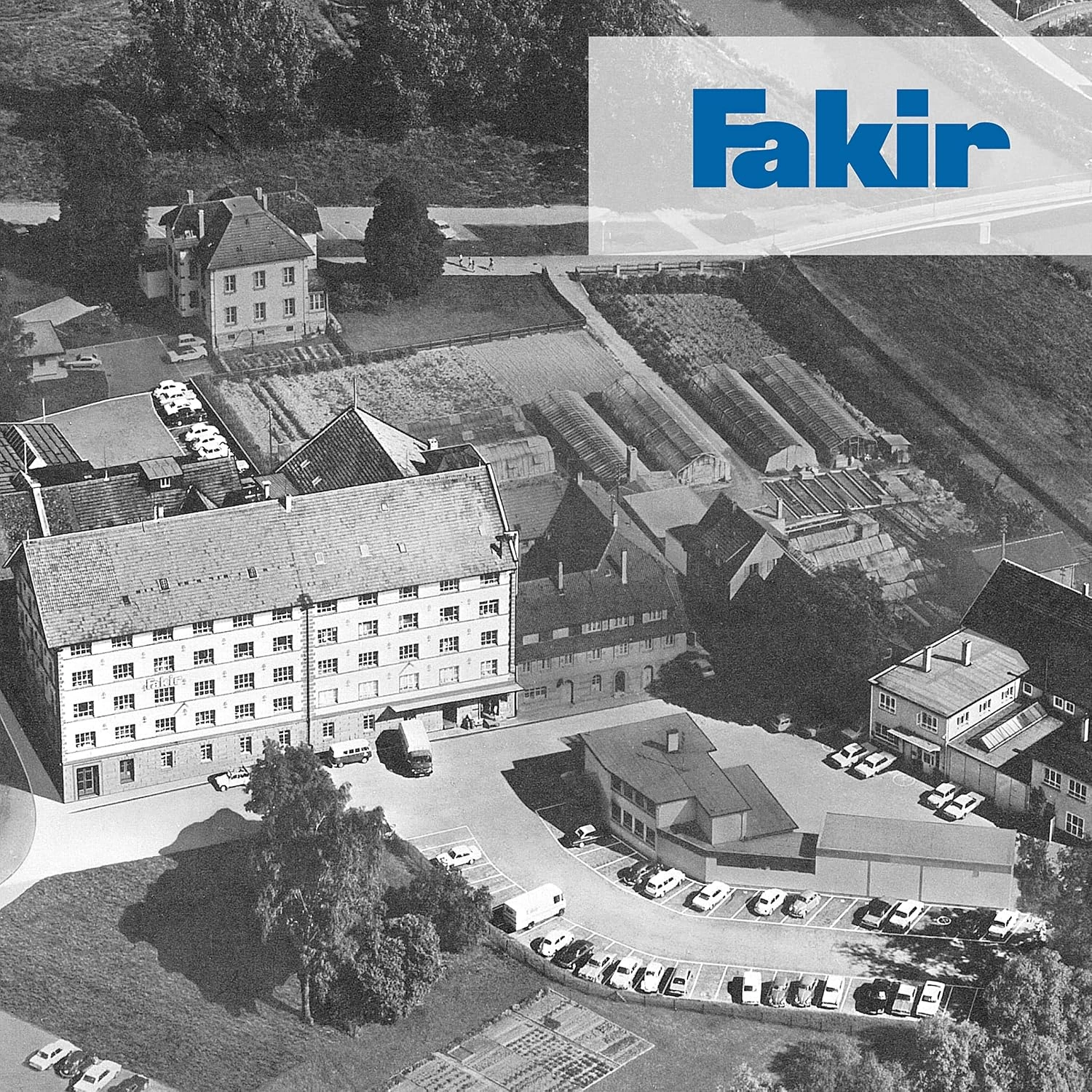 FAKIR trend BL 240 Beutelloser Bodenstaubsauger – 700 W, HEPA H13, 3 l Staubbehälter FAKIR trend BL 240 Beutelloser Bodenstaubsauger – 700 W, HEPA H13, 3 l Staubbehälter