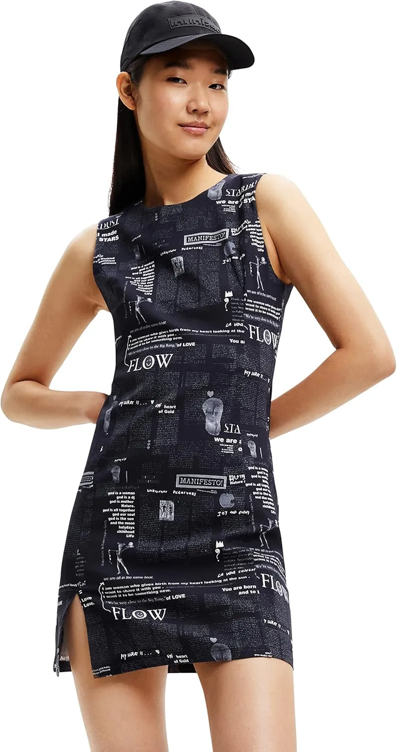 Desigual Damen Kleid - Dunkelblaues Kleid mit Print und Textmotiven 22WWVW492000 GR. S Desigual Damen Kleid - Dunkelblaues Kleid mit Print und Textmotiven 22WWVW492000 GR. S