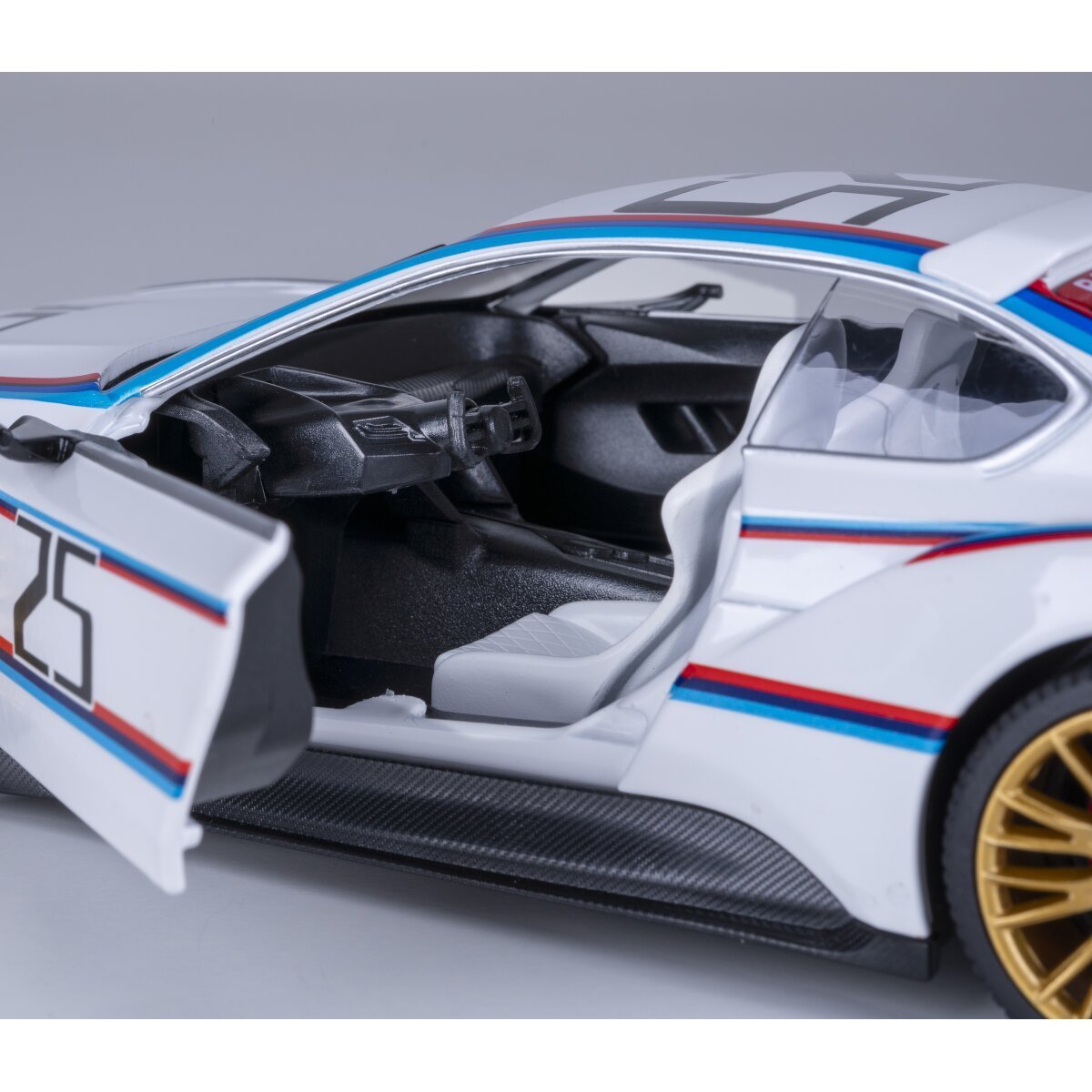 JAMARA BMW 3.0 CSL Hommage R Diecast 1:24 weiß inkl. Knopfzellen ab 3 Jahren