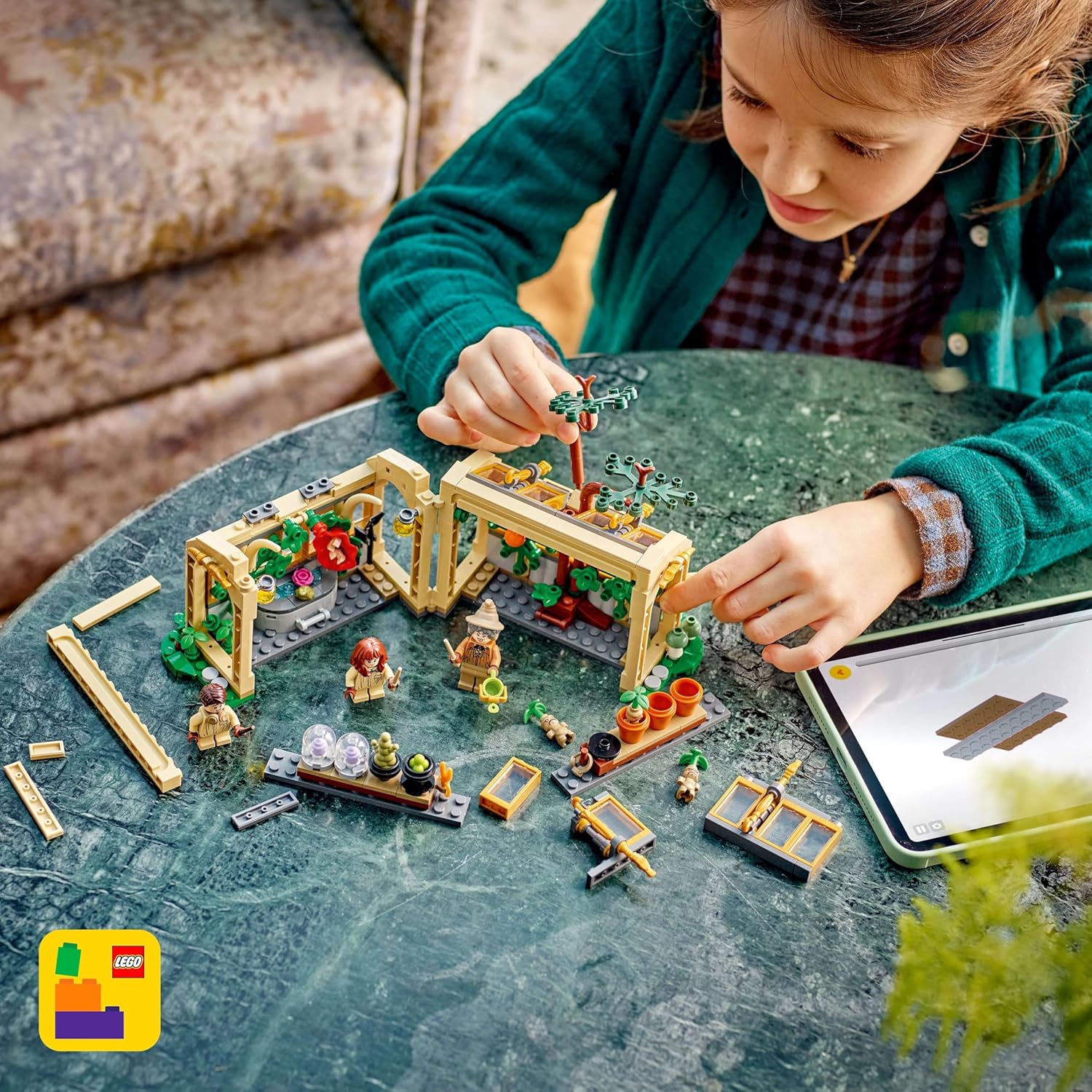 LEGO® Harry Potter™ 76445 Schloss Hogwarts™: Kräuterkundeunterricht Spielzeug