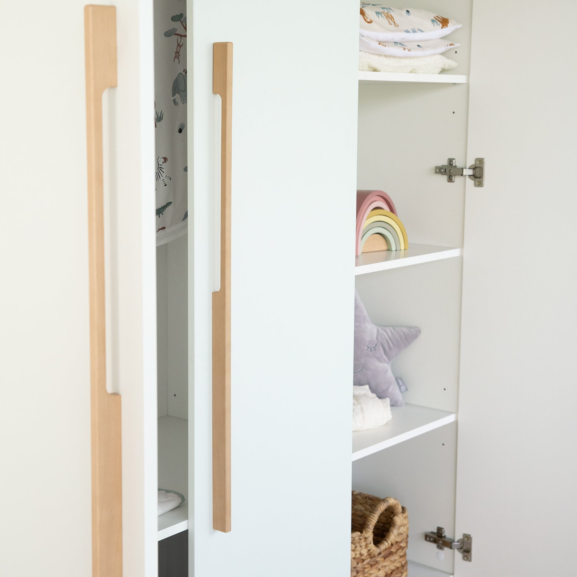 Roba 1631889 Kleiderschrank 3-türig Lumo weiß - Produktbild 4