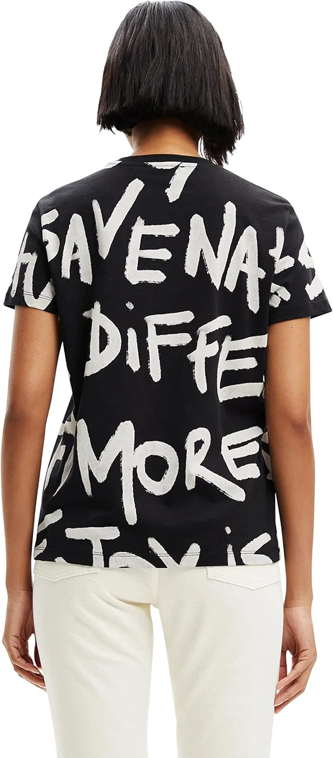 Desigual Damen T-Shirt - Schwarzes T-Shirt mit Schriftprint 22WWTK212000 GR. XS Desigual Damen T-Shirt - Schwarzes T-Shirt mit Schriftprint 22WWTK212000 GR. XS